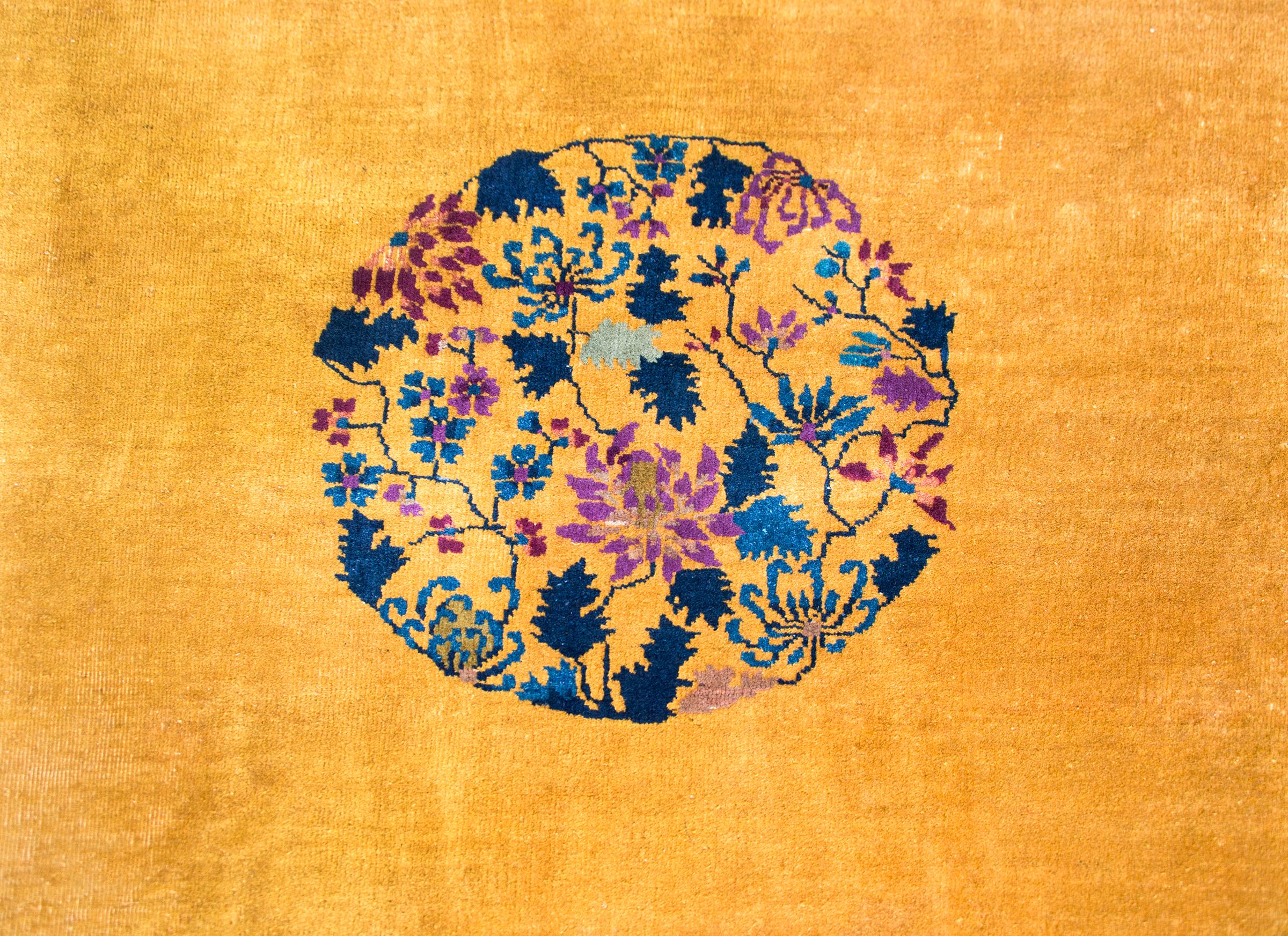 Chinesischer Art-déco-Teppich des frühen 20. Jahrhunderts (Art déco) im Angebot