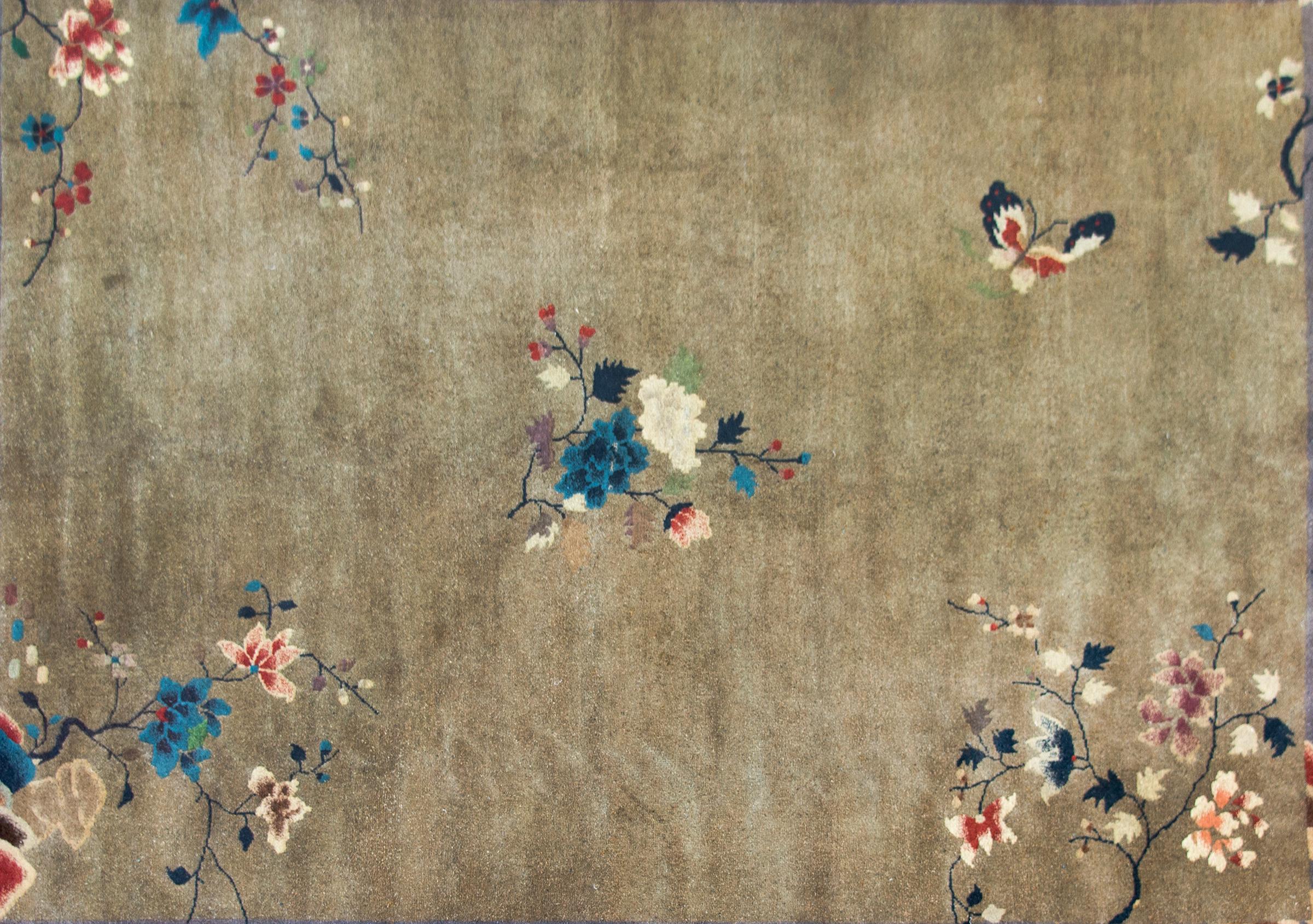 Hand-Knotted Early 20th Century Chinese Art Deco Rug For Sale