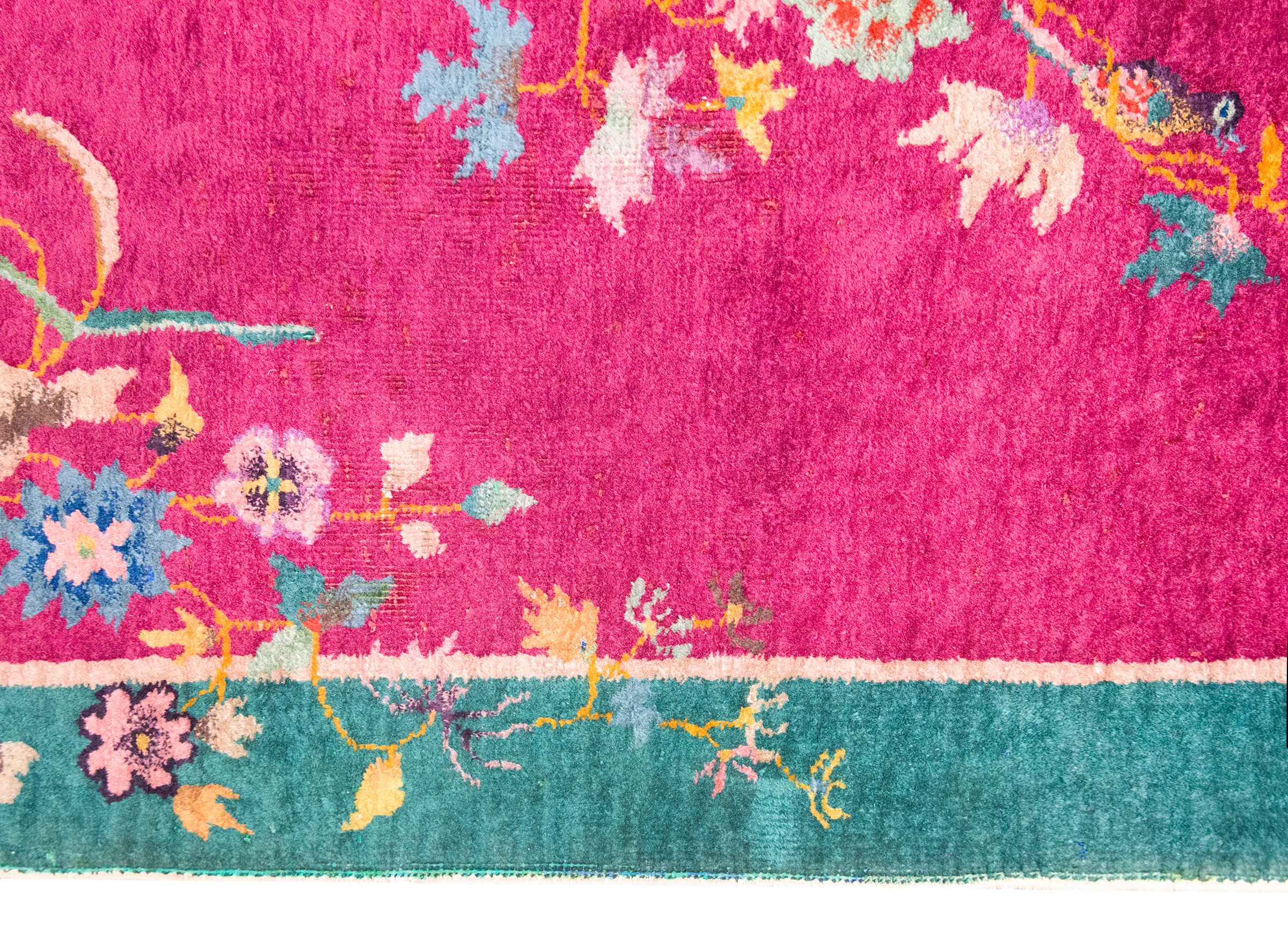 Early 20th Century Chinese Art Deco Rug In Good Condition For Sale In Chicago, IL