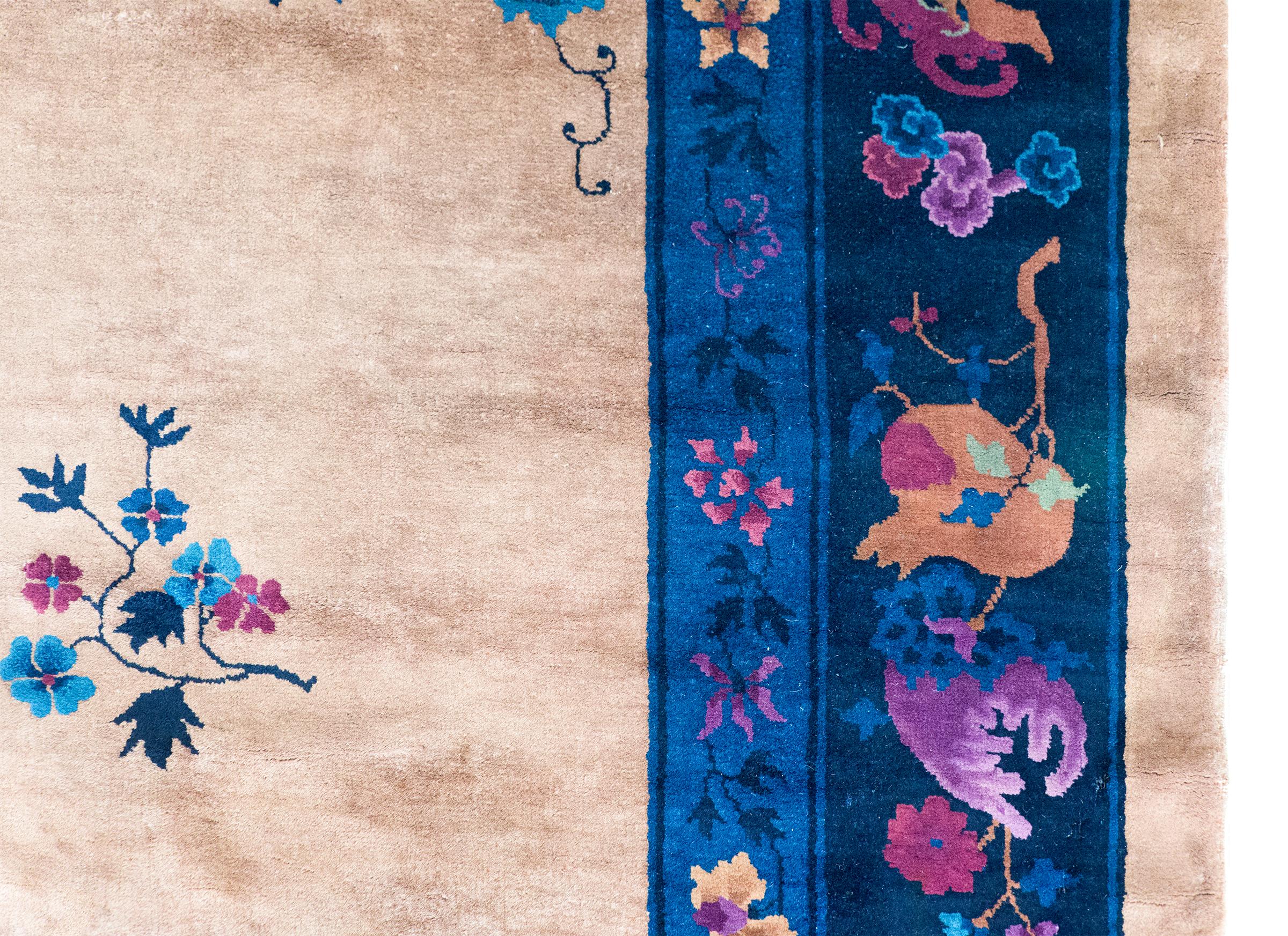 Chinois Early 20th Century Chinese Art Deco Rug en vente
