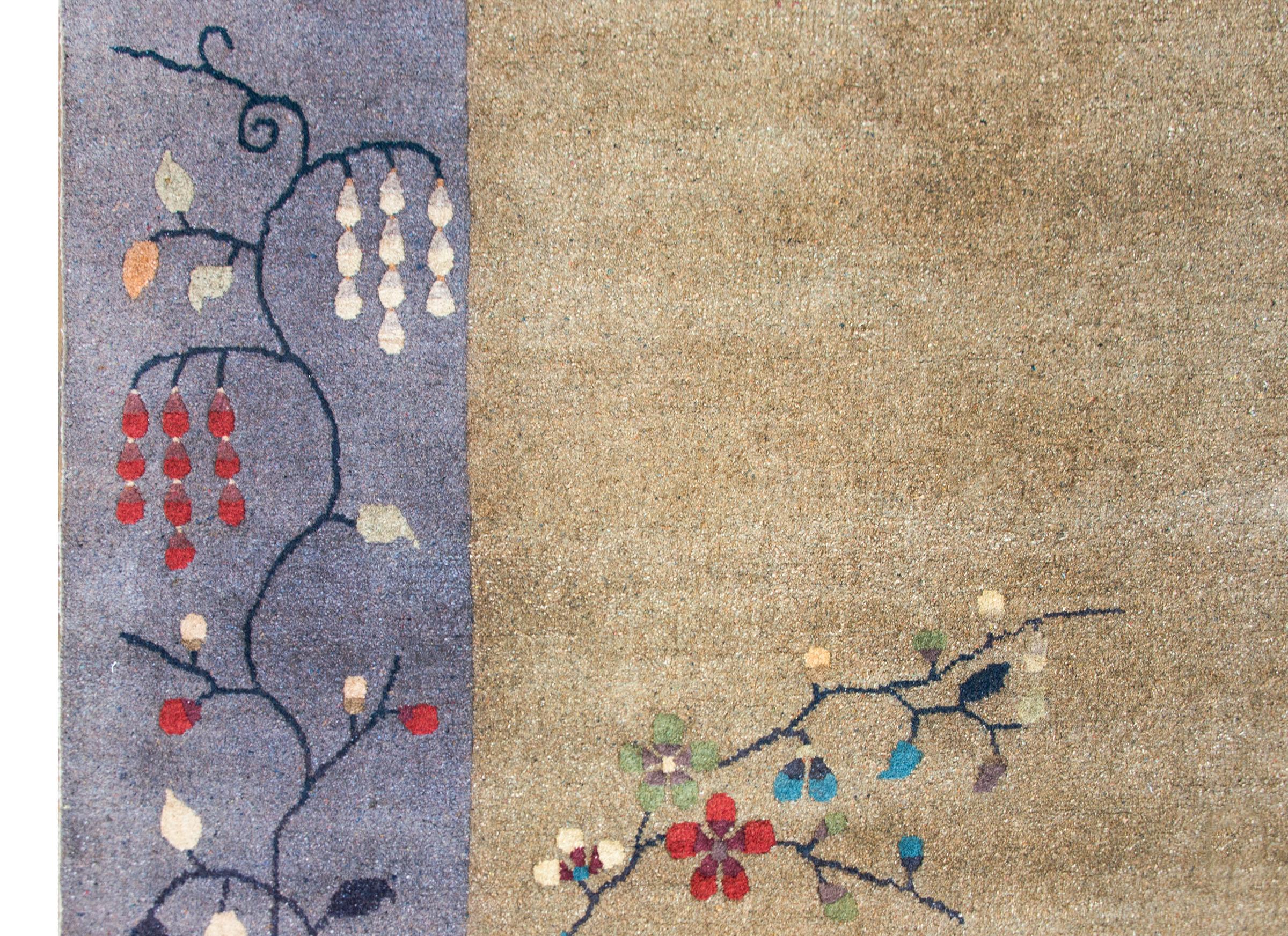 Tapis Art Déco chinois du début du 20ème siècle Bon état - En vente à Chicago, IL