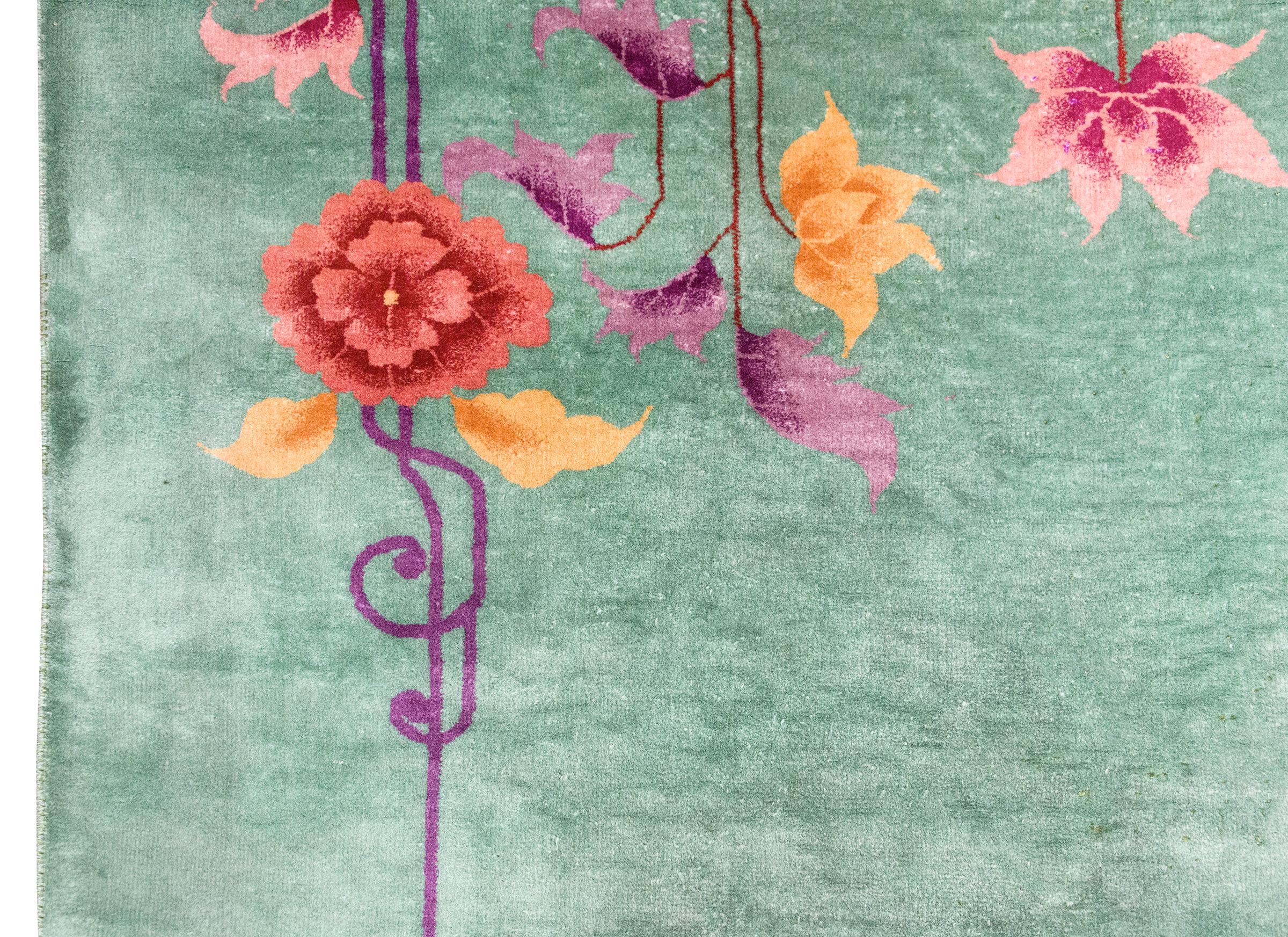 Tapis Art Déco chinois du début du 20ème siècle Bon état - En vente à Chicago, IL