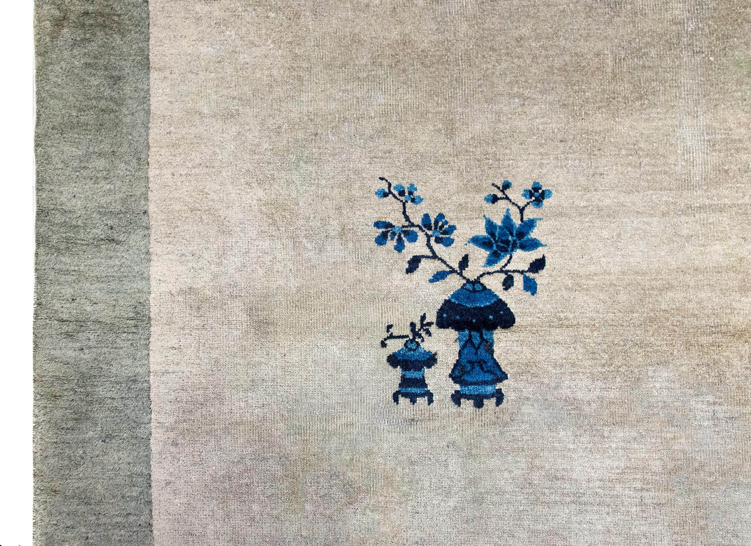 Tapis Art Déco chinois du début du 20ème siècle Bon état - En vente à Chicago, IL