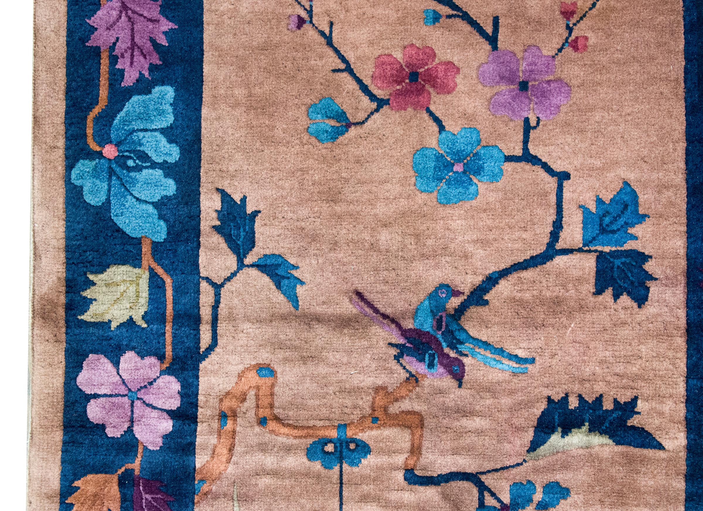 Tapis Art Déco chinois du début du 20ème siècle Bon état - En vente à Chicago, IL
