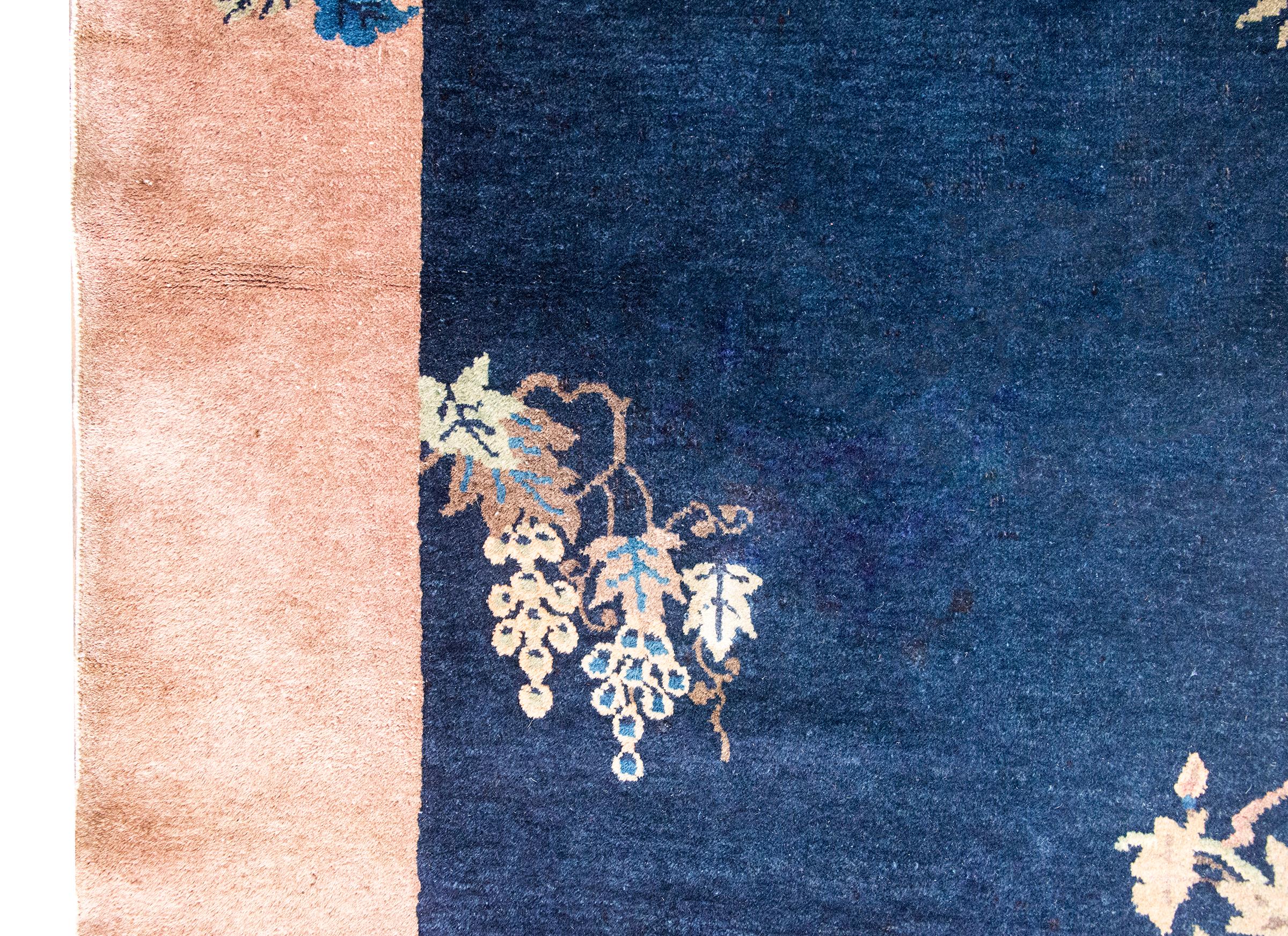 Tapis Art Déco chinois du début du 20ème siècle Bon état - En vente à Chicago, IL