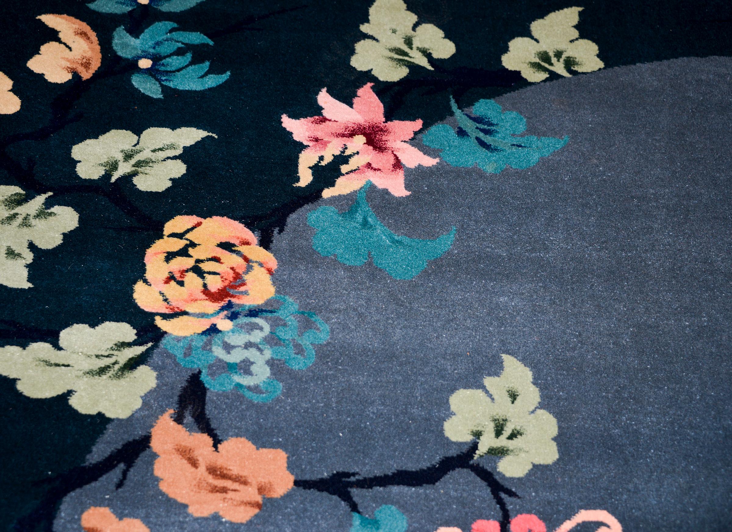 Chinesischer Art-Déco-Teppich aus dem frühen 20. (Wolle) im Angebot
