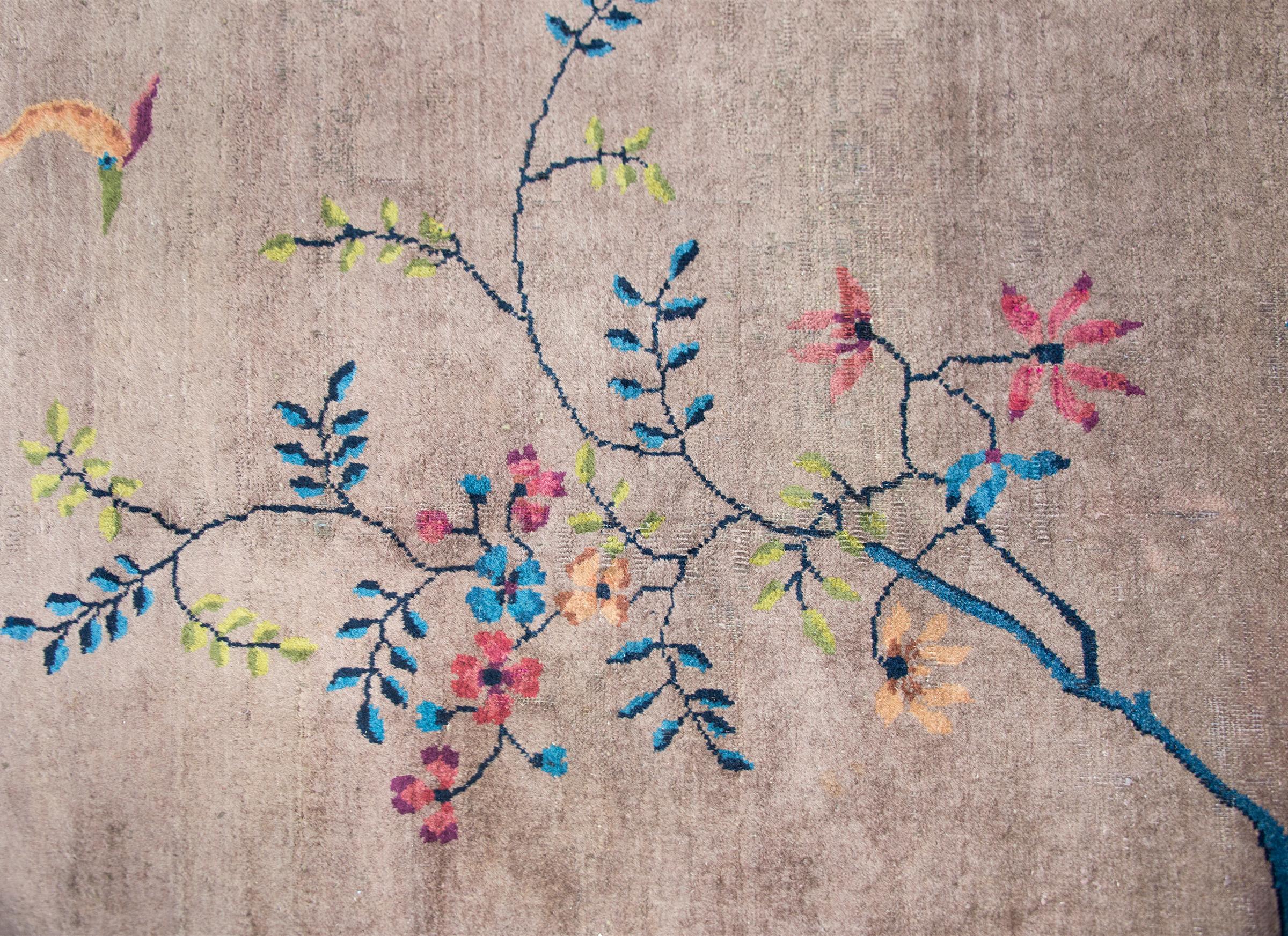 Early 20th Century Chinese Art Deco Rug For Sale 2