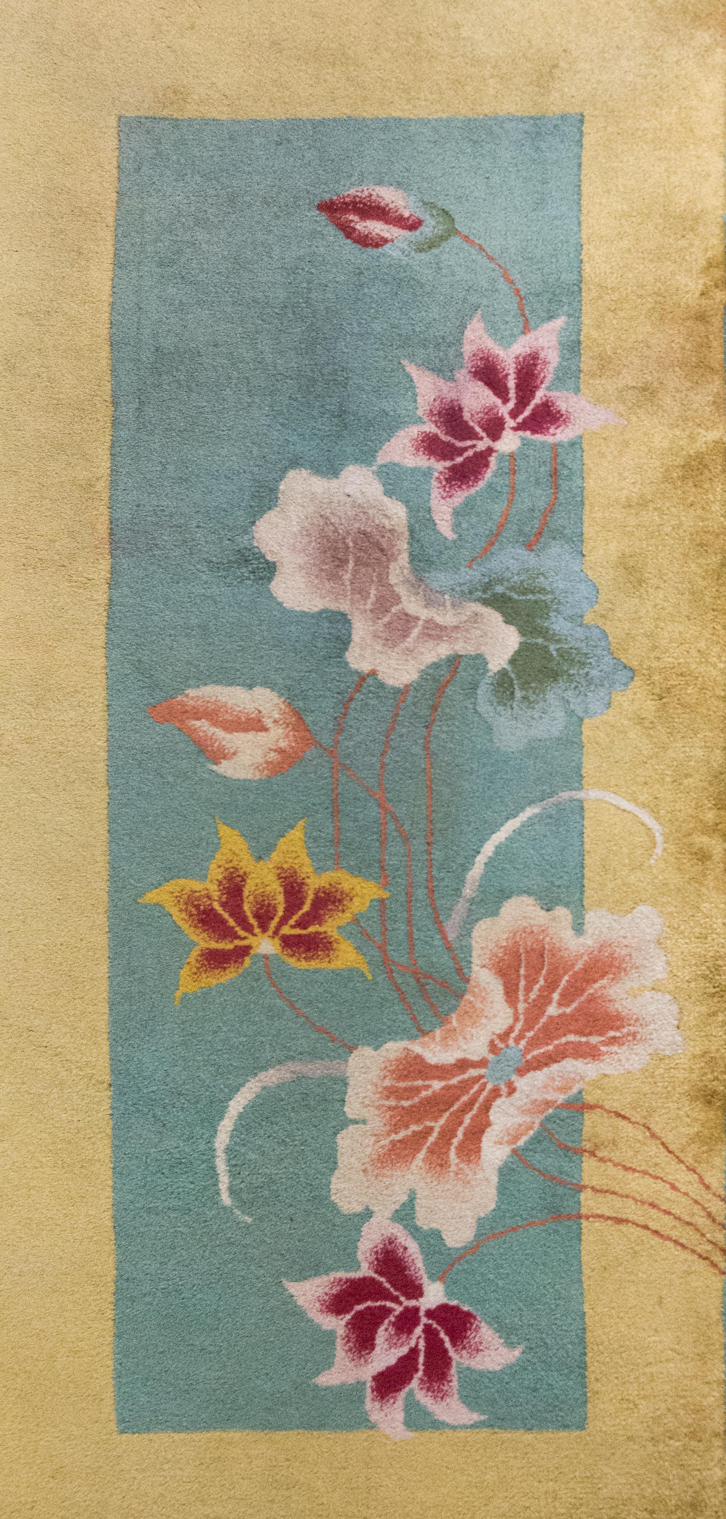 Early 20th Century Chinese Art Deco Rug For Sale 2
