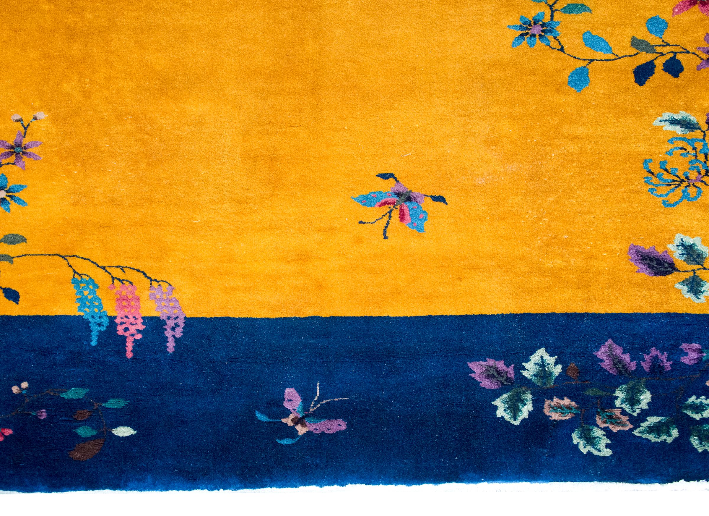 Early 20th Century Chinese Art Deco Rug For Sale 3