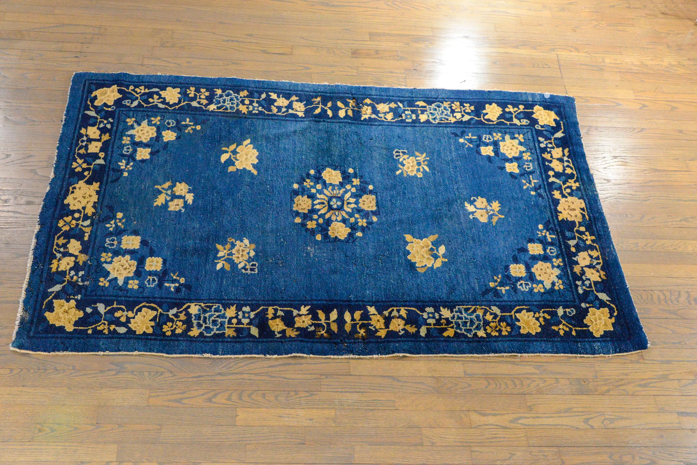 Early 20th Century Chinese Art Deco Rug For Sale 3