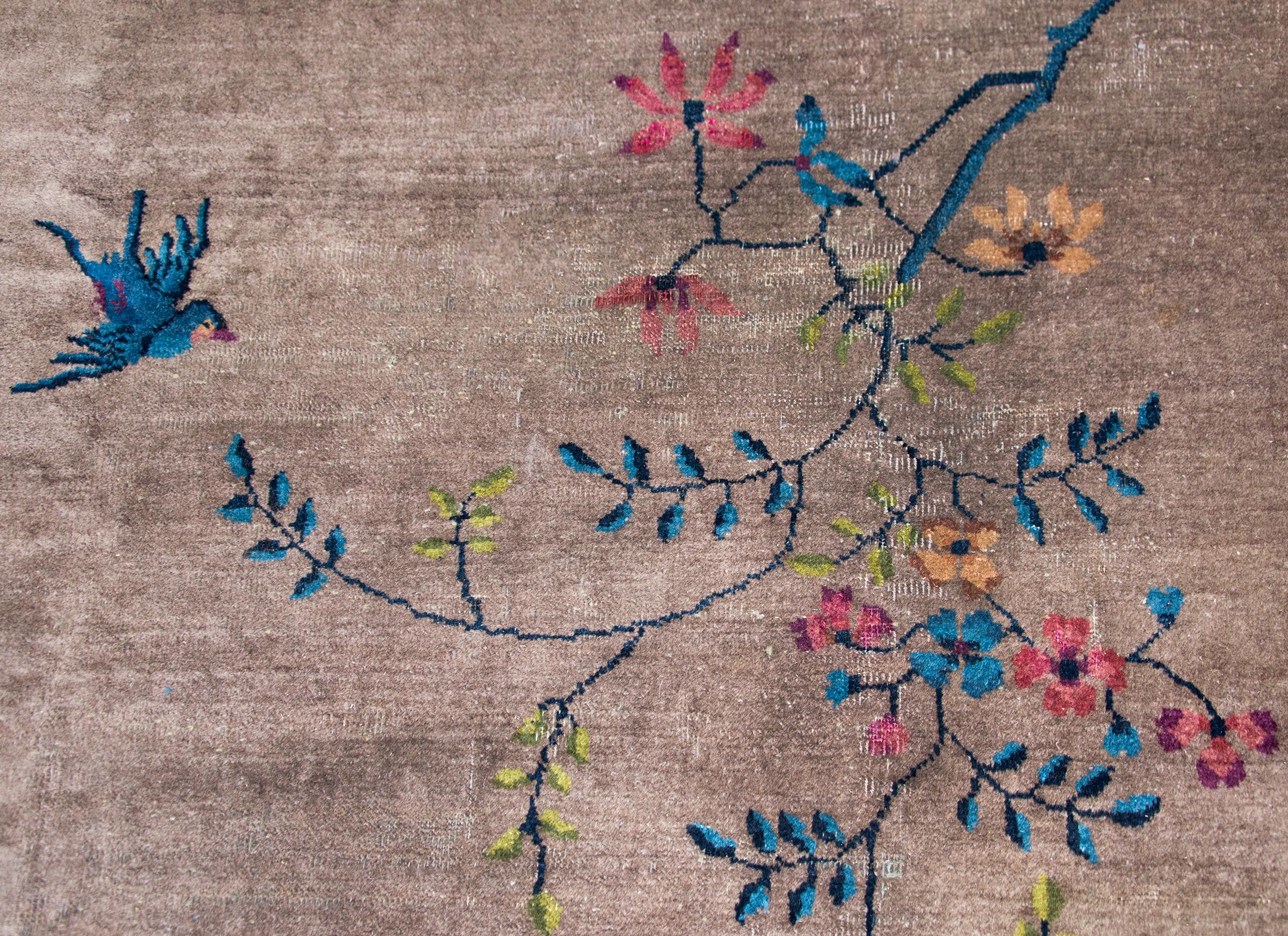Early 20th Century Chinese Art Deco Rug For Sale 4