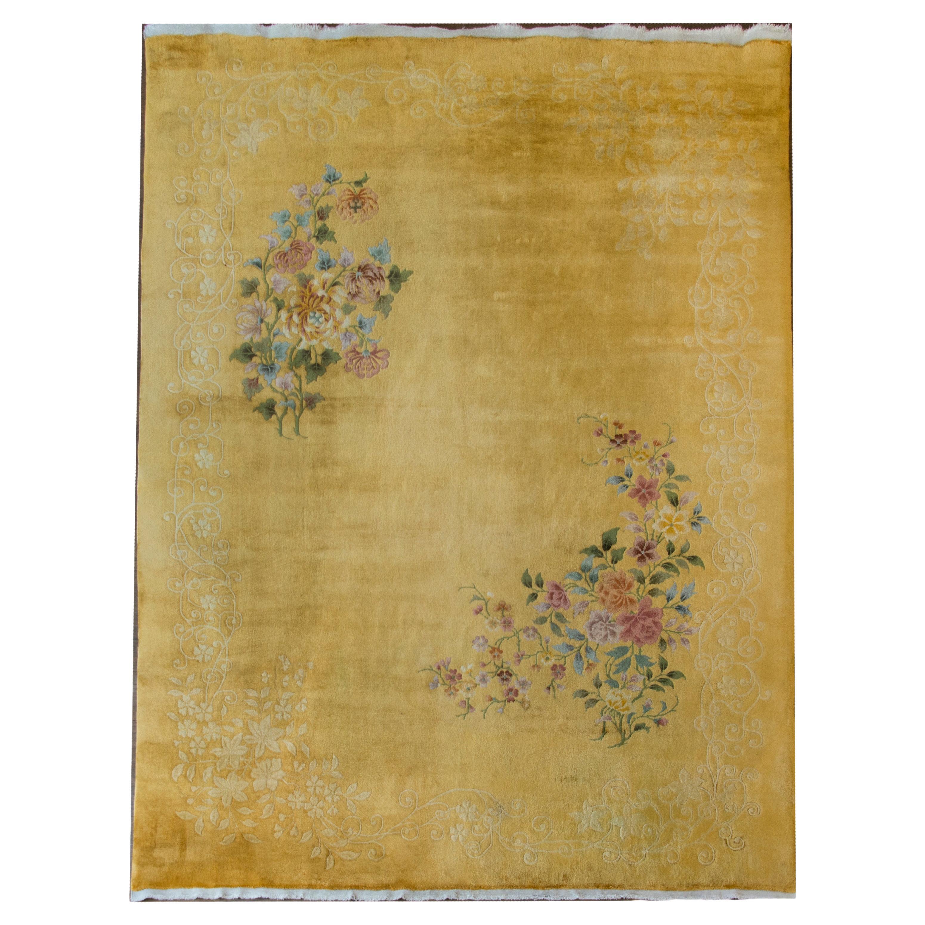 Early 20th Century Chinese Art Deco Rug For Sale