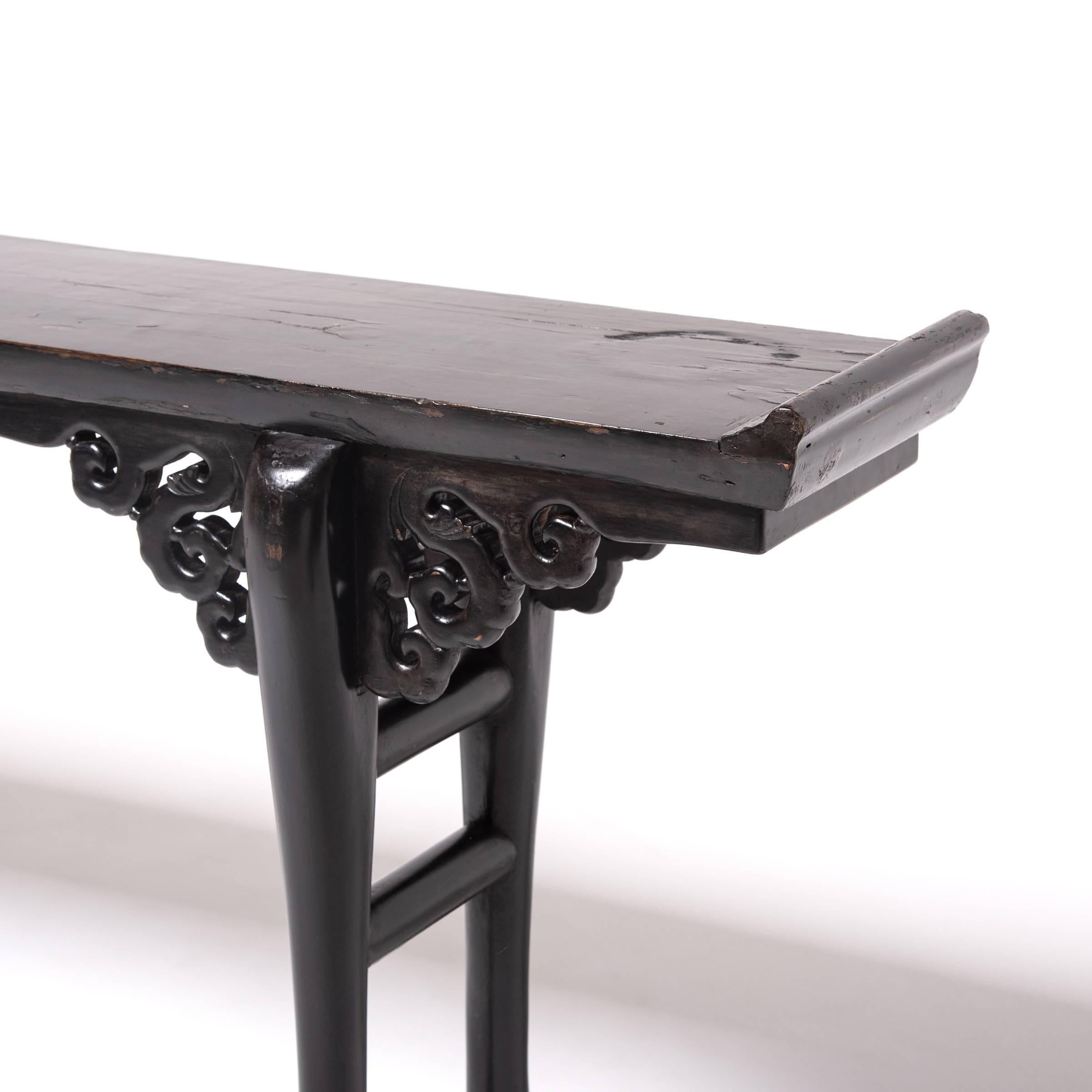 Early 20th Century Chinese Black Lacquer Eight Dragon Table 1