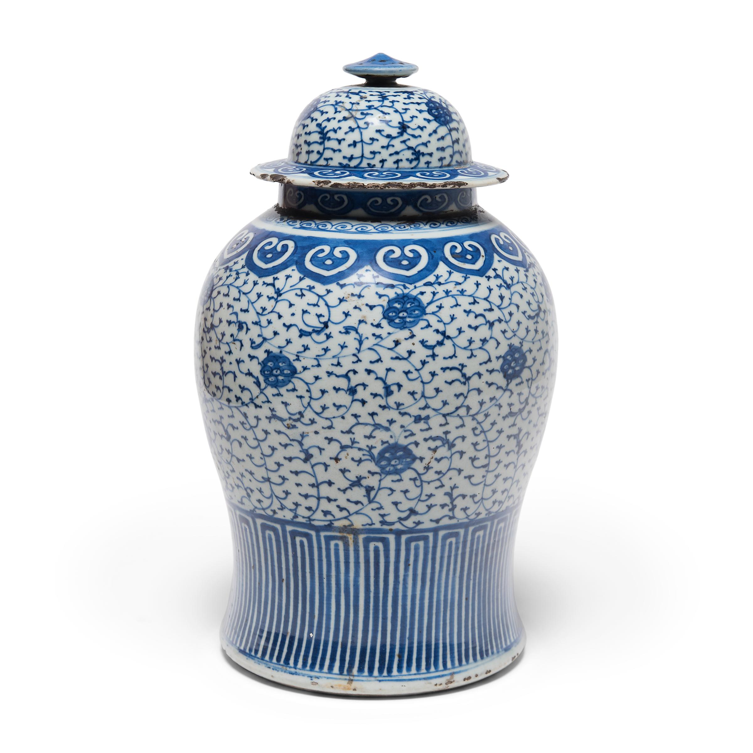 Qing Early 20th Century Chinese Blue and White Baluster Jar