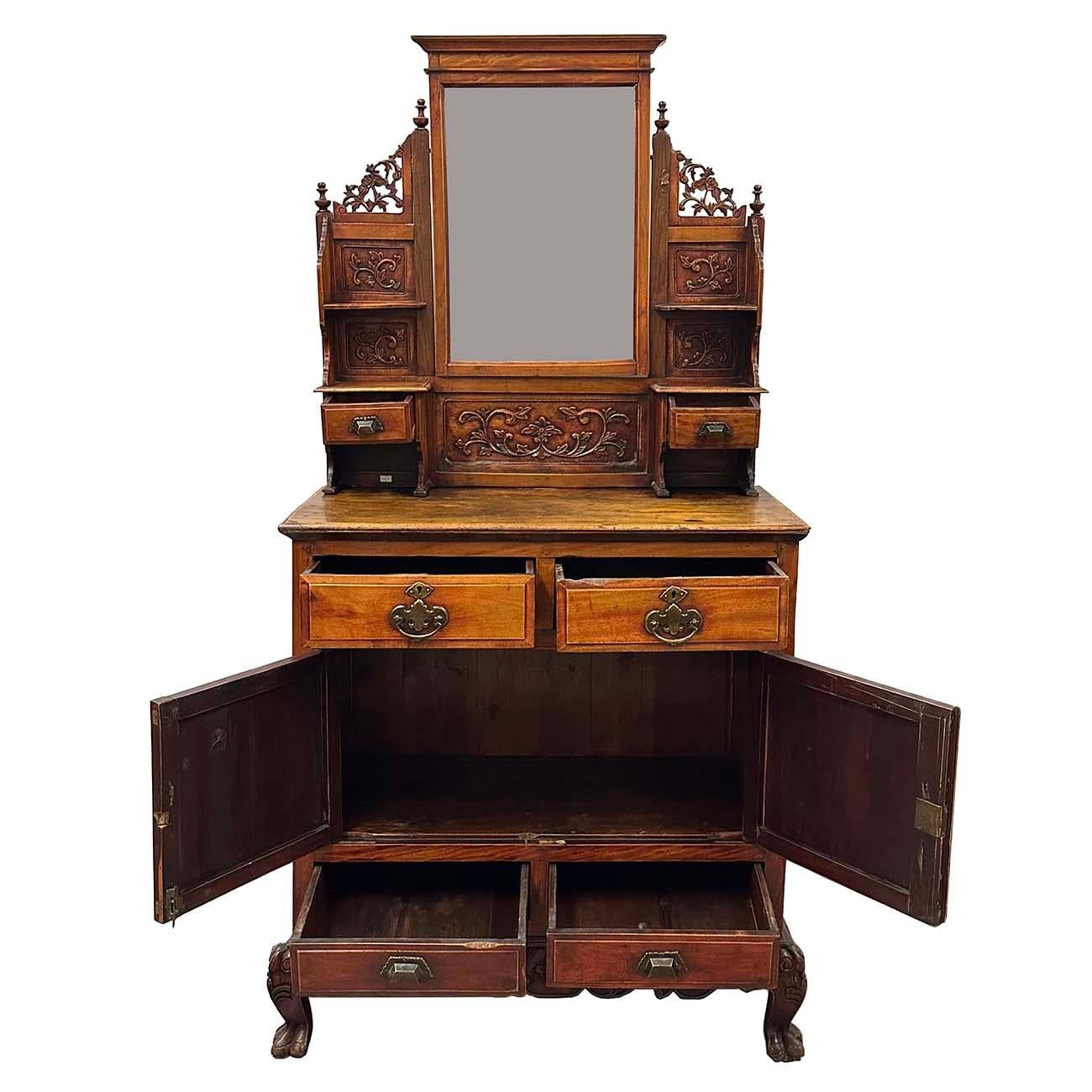 Chinese Export Early 20th-Century Chinese Carved Dresser with American Style influence For Sale