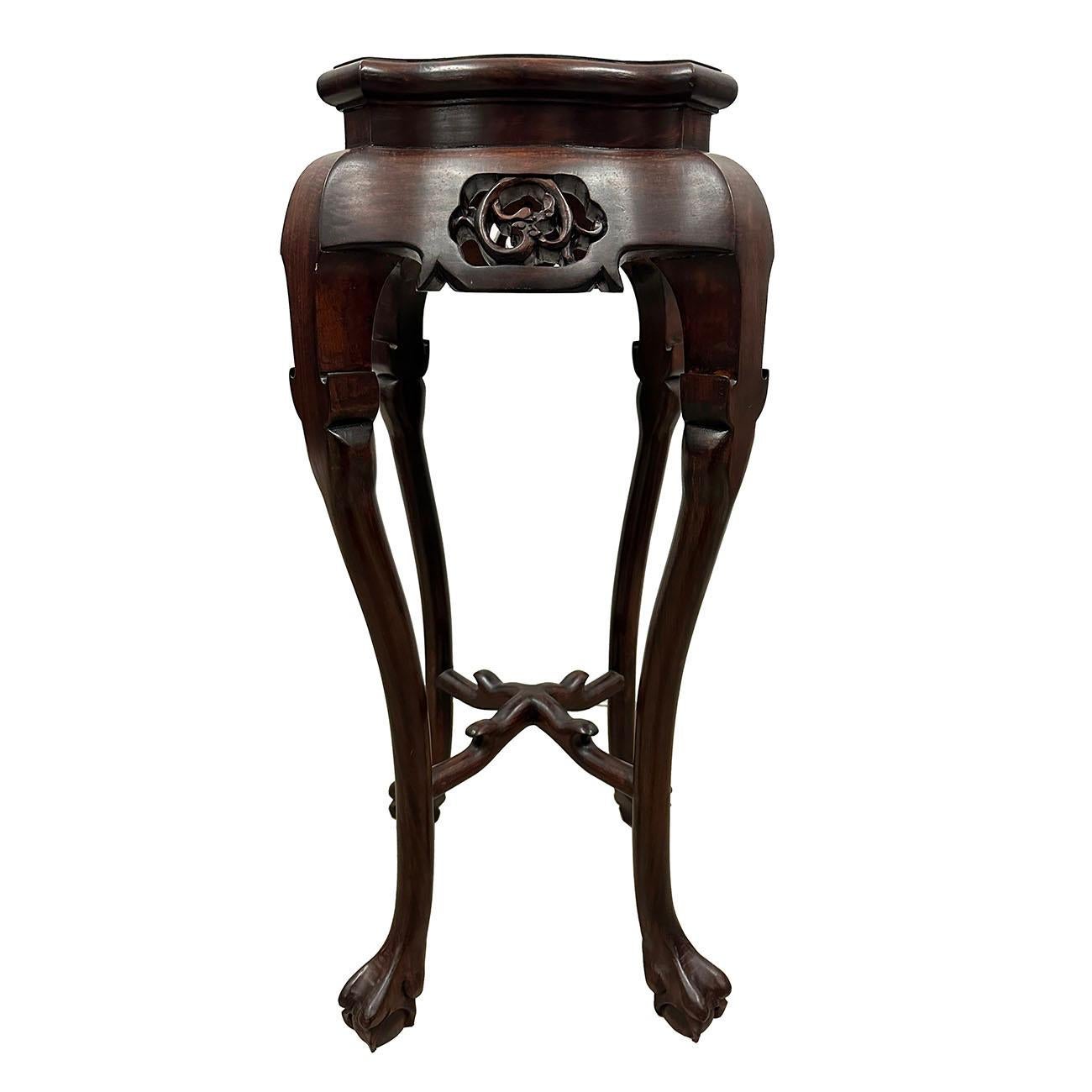 Early 20th Century Chinese Carved Rosewood Pedestal Table/Plant Stand For Sale 4