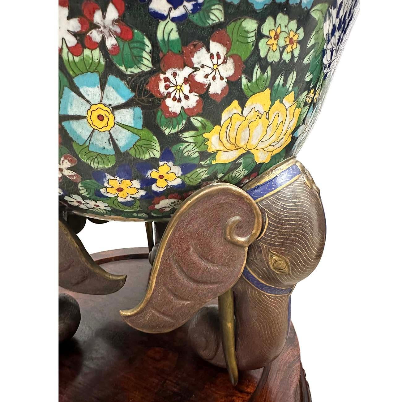 Early 20th Century Chinese Cloisonne Enameled Tripod Censor/Incense Burner For Sale 4