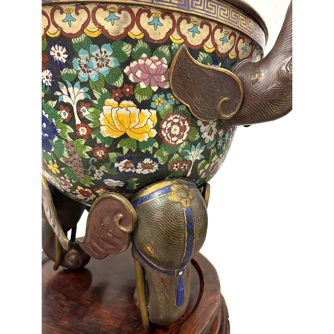 Early 20th Century Chinese Cloisonne Enameled Tripod Censor/Incense Burner For Sale 5