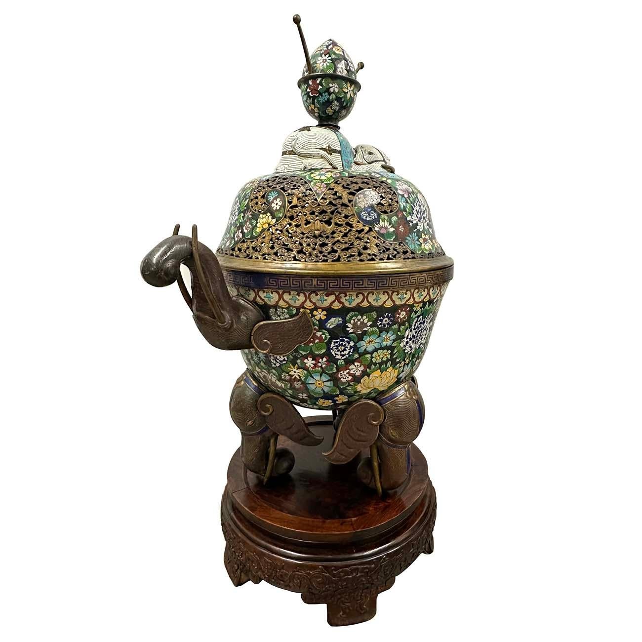 Early 20th Century Chinese Cloisonne Enameled Tripod Censor/Incense Burner For Sale 2