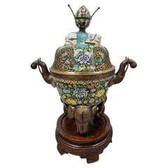 Censor/quemador de incienso trípode chino esmaltado de cloisonné de principios del siglo XX