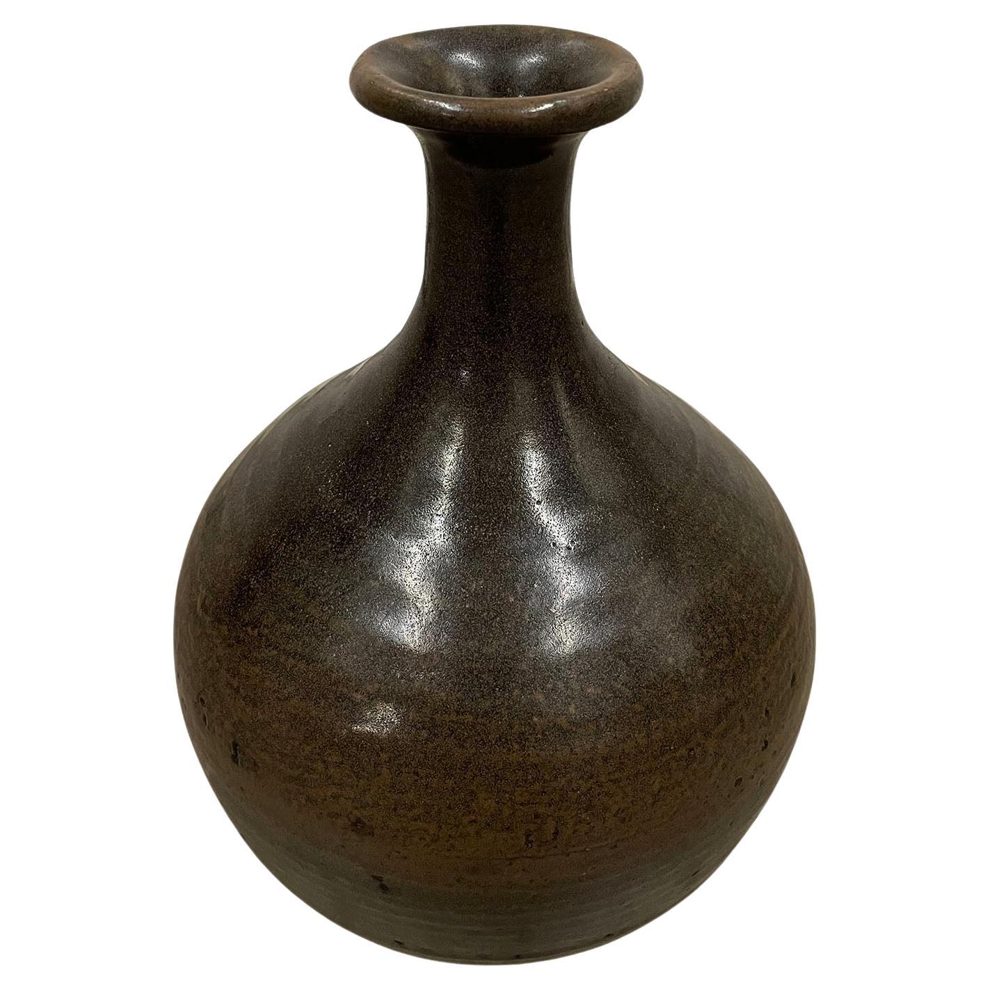 Early 20th Century Chinese Dark Brown Glaze Pottery Urn/Vase For Sale