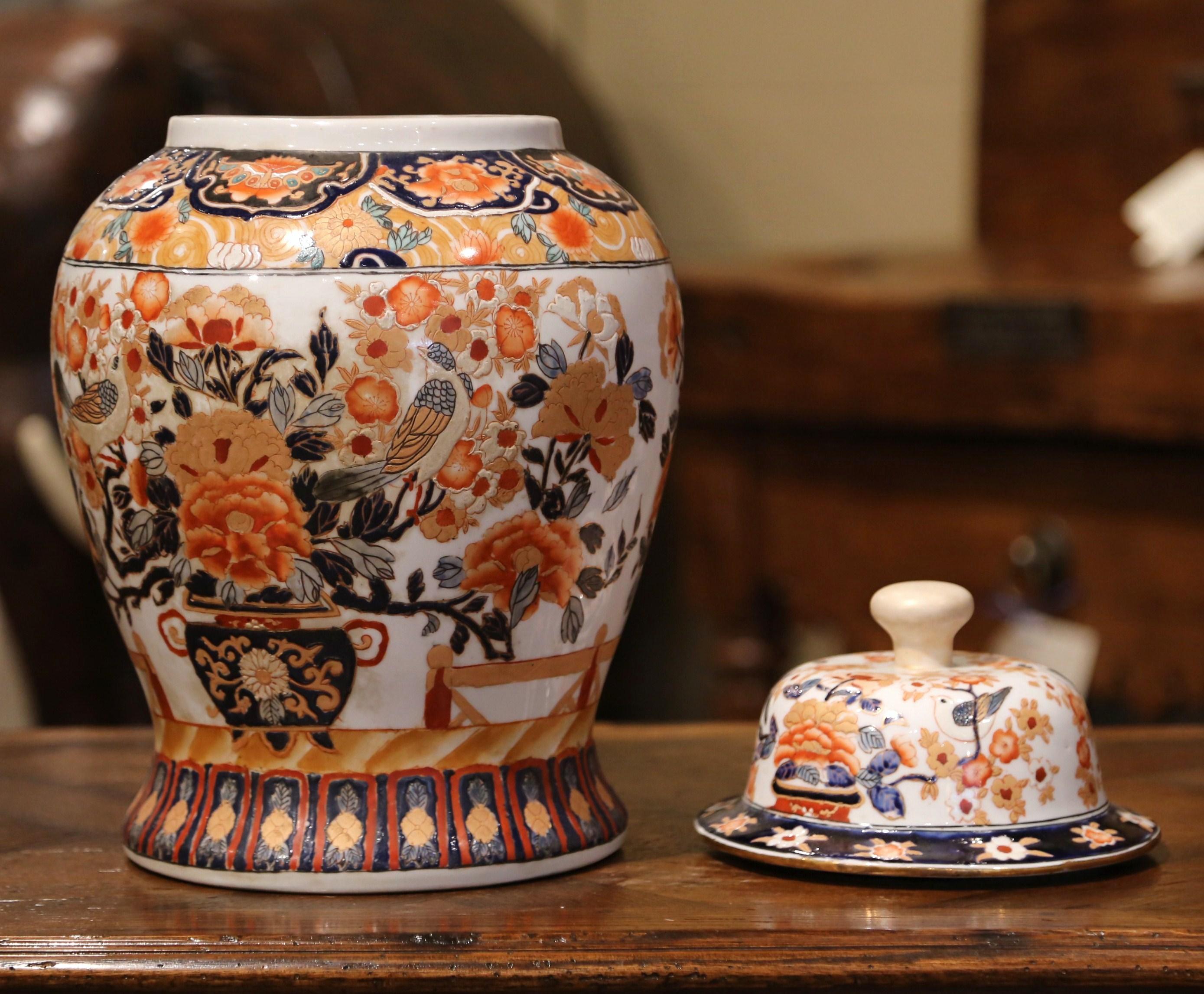 Early 20th Century Chinese Export Porcelain Ginger Jar with Lid 1