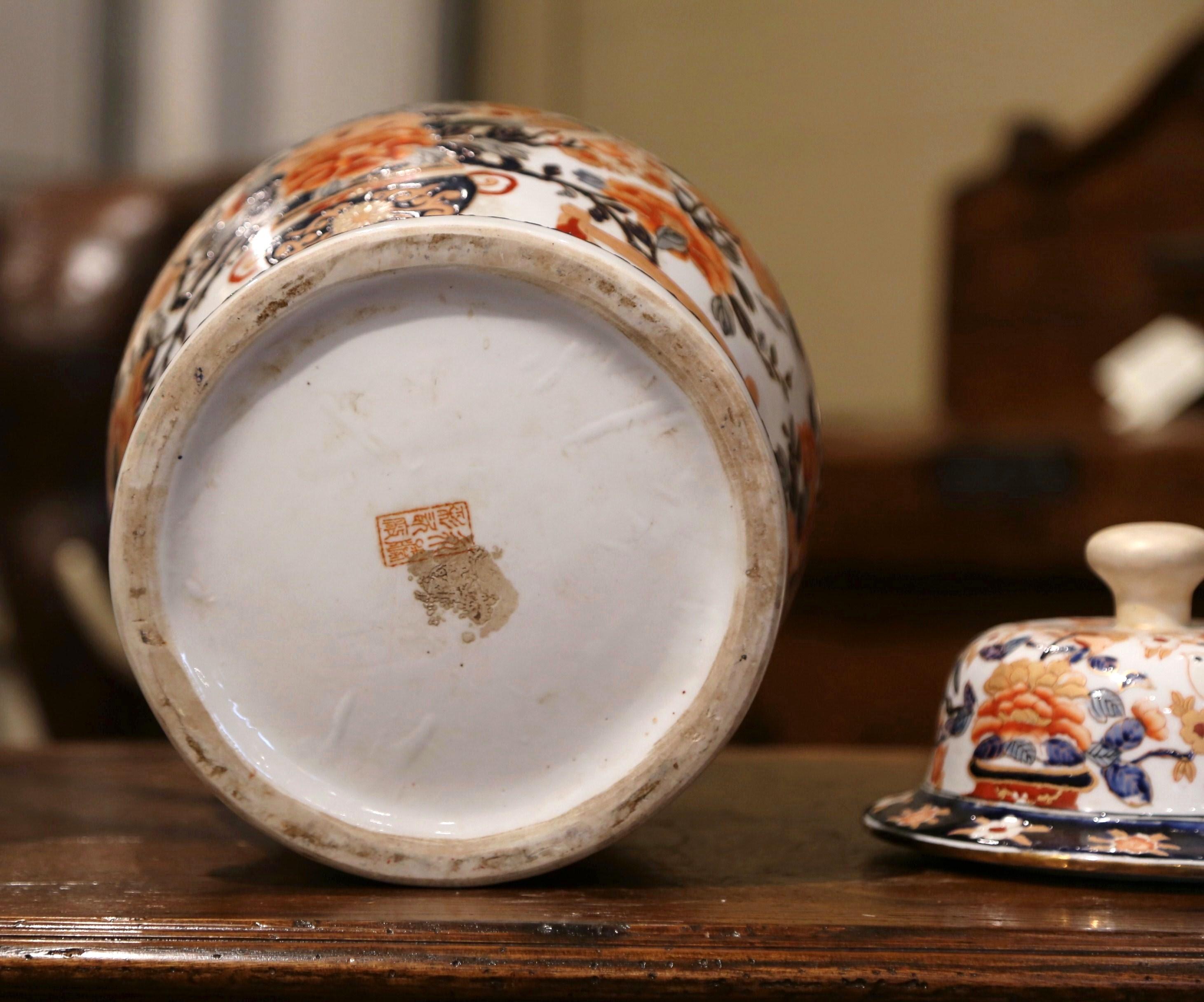 Early 20th Century Chinese Export Porcelain Ginger Jar with Lid 4