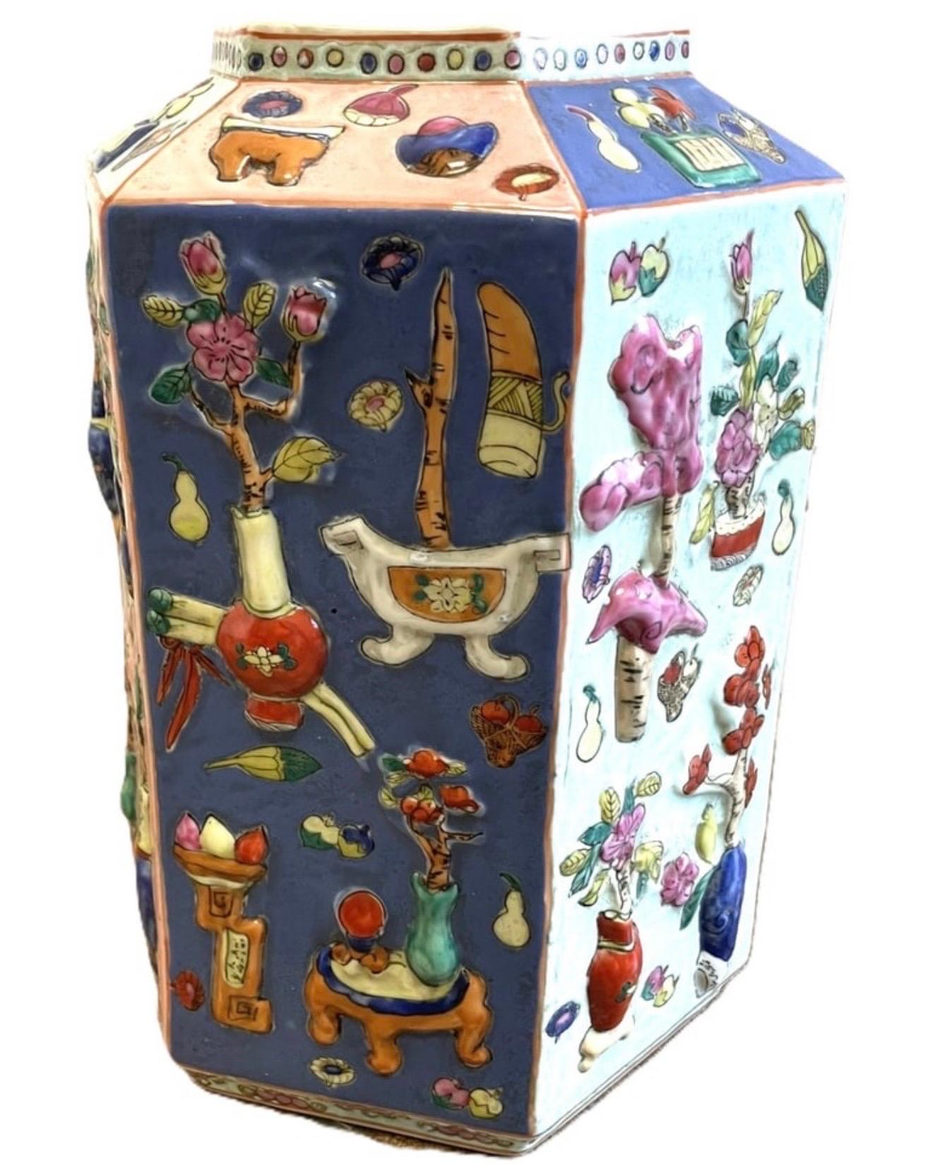 Chinoiserie Early 20th Century Chinese Famille Rose Vase For Sale