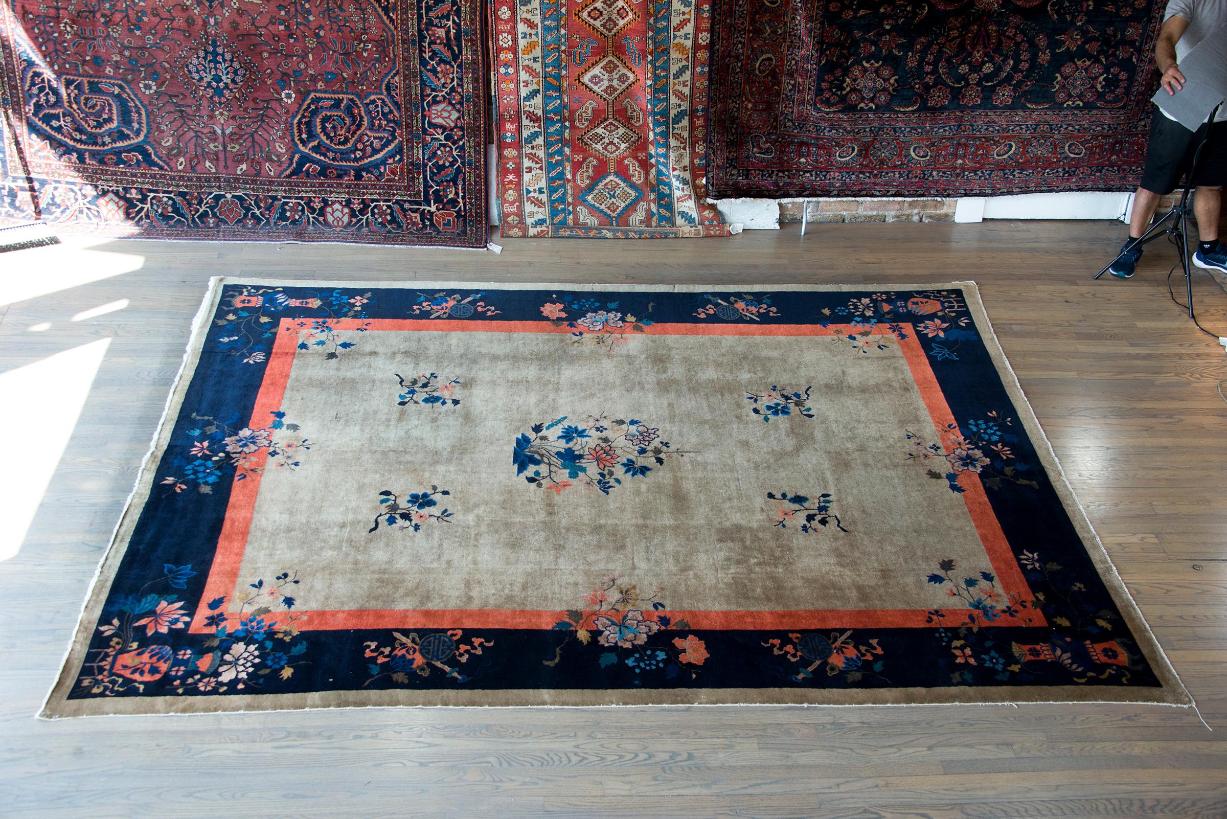 Early 20th Century Chinese Feti Rug  For Sale 9