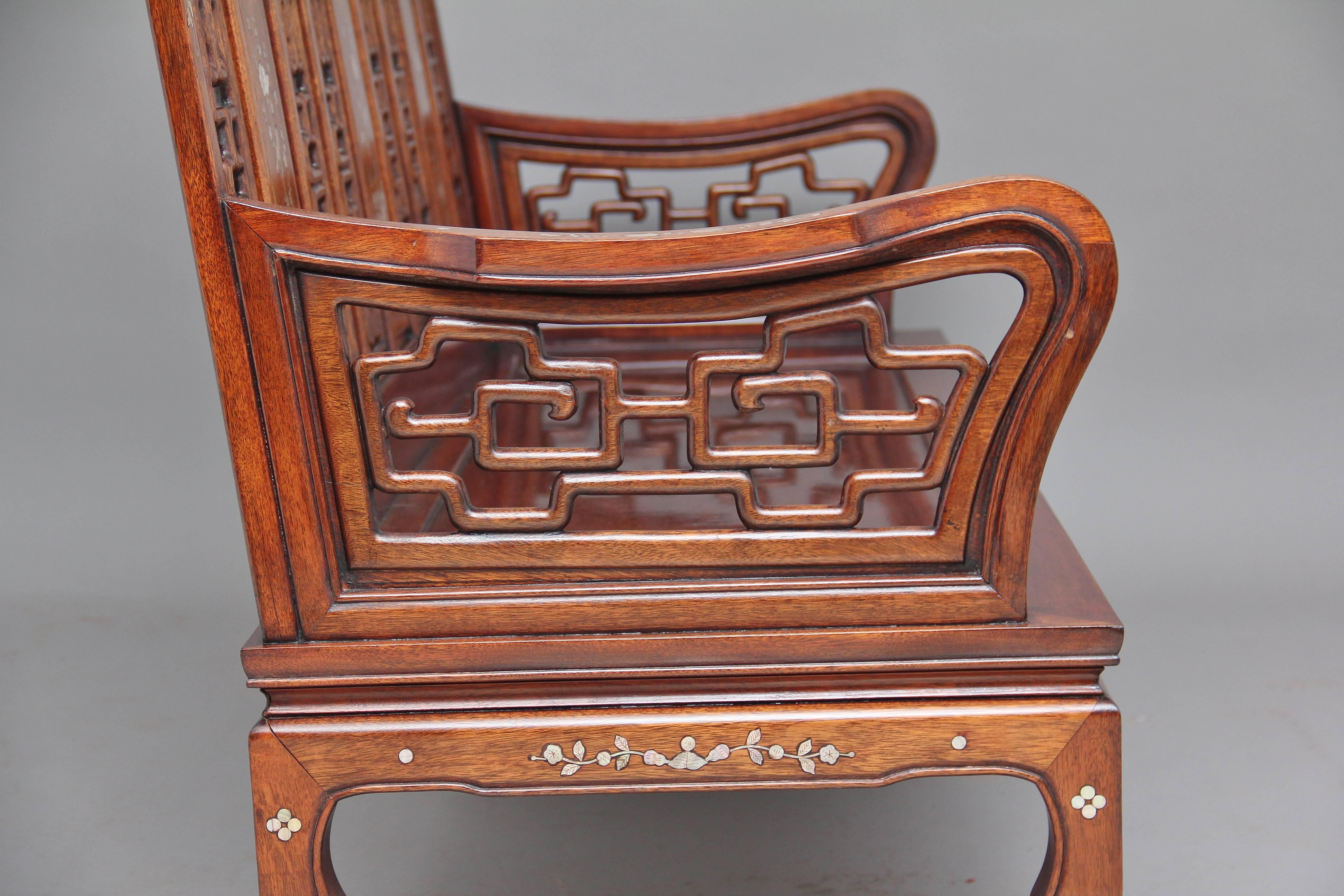 Early 20th Century Chinese Five-Piece Suite In Good Condition In Martlesham, GB