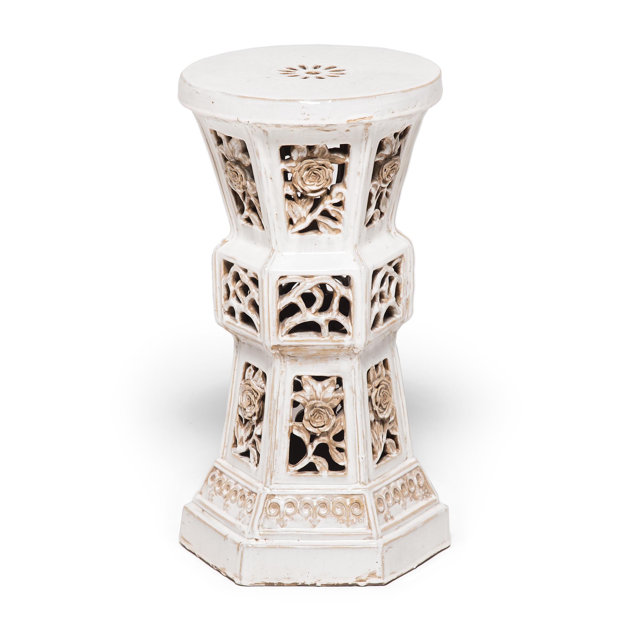 Qing Chinese Floral Ceramic Pedestal, c. 1900