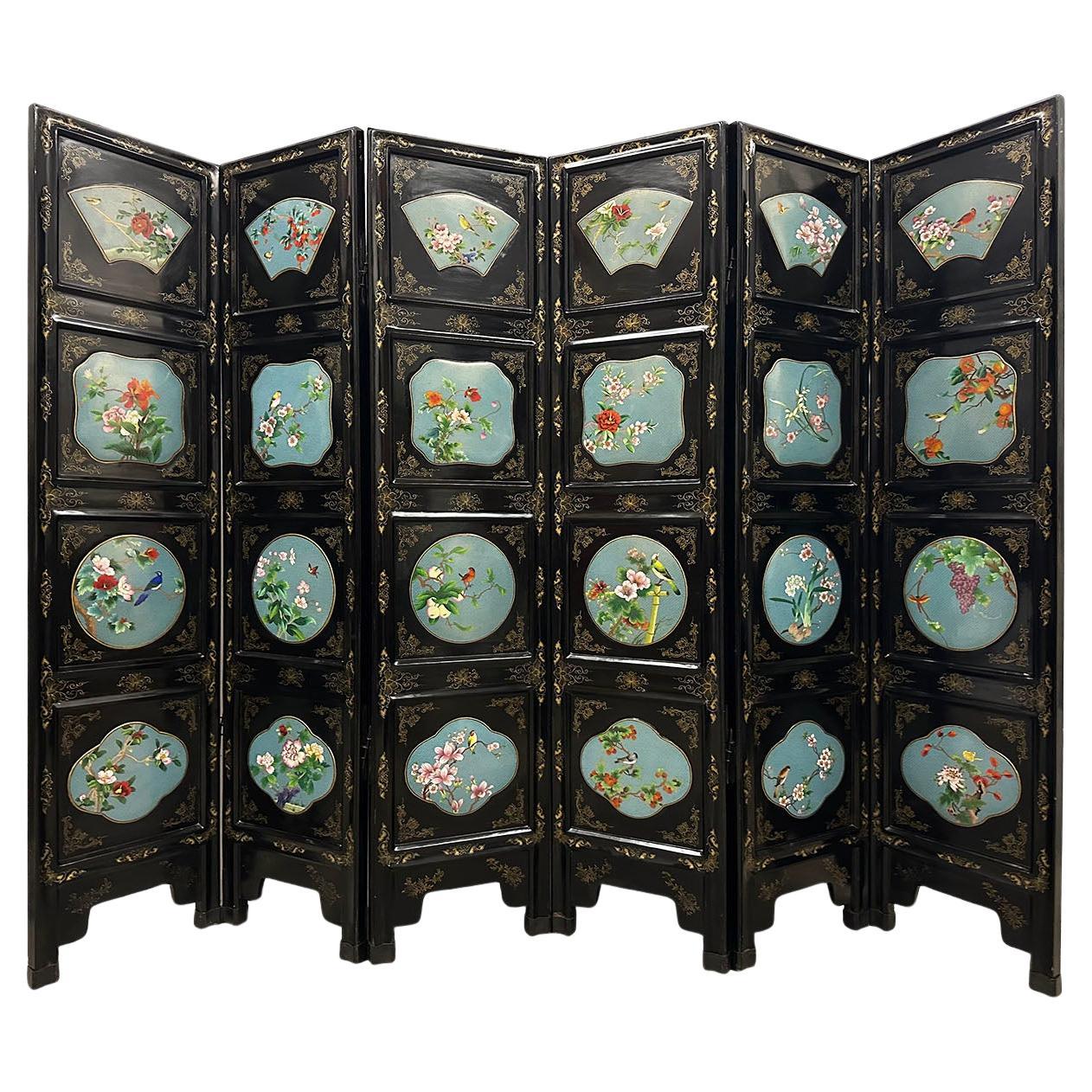 Chinesischer klappbarer Raumteiler des frühen 20. Jahrhunderts mit Cloisonné-Paneelen