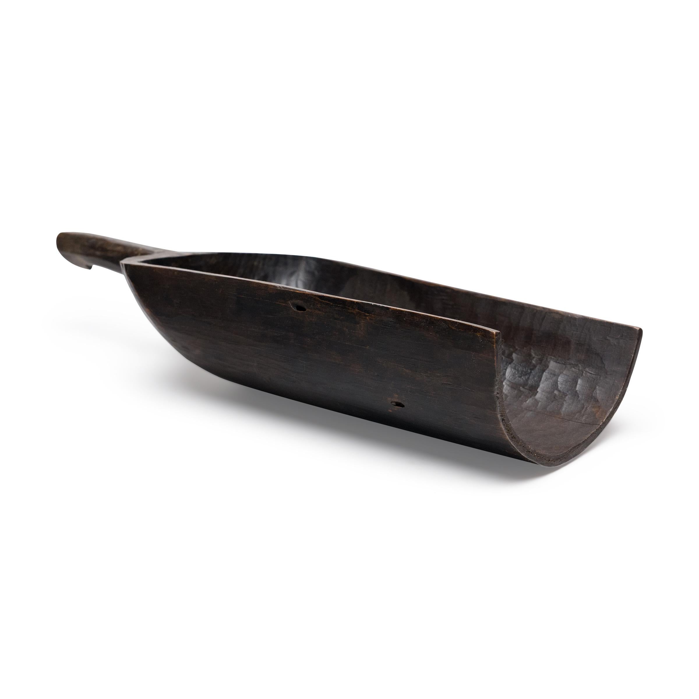 Rustique Scoop à grains chinois du début du 20e siècle en vente