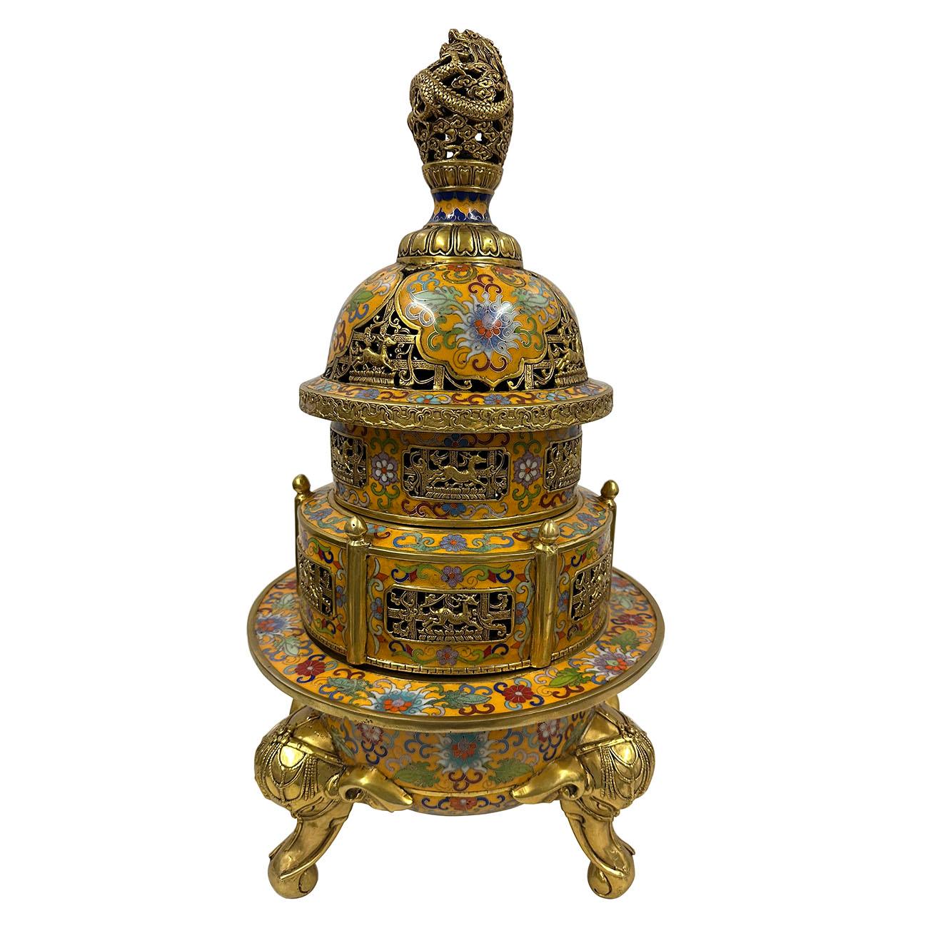 Esportazione cinese Bruciatore d'incenso a forma di drago Cloisonne cinese dei primi anni del XX secolo in vendita