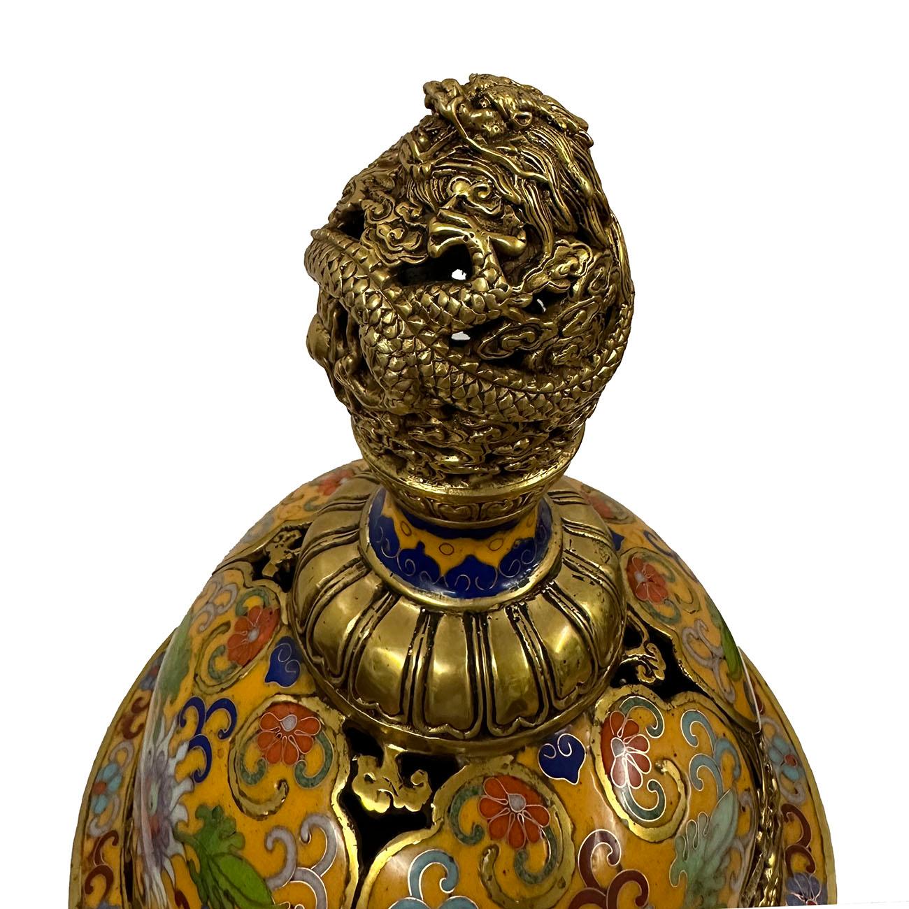 Cinese Bruciatore d'incenso a forma di drago Cloisonne cinese dei primi anni del XX secolo in vendita