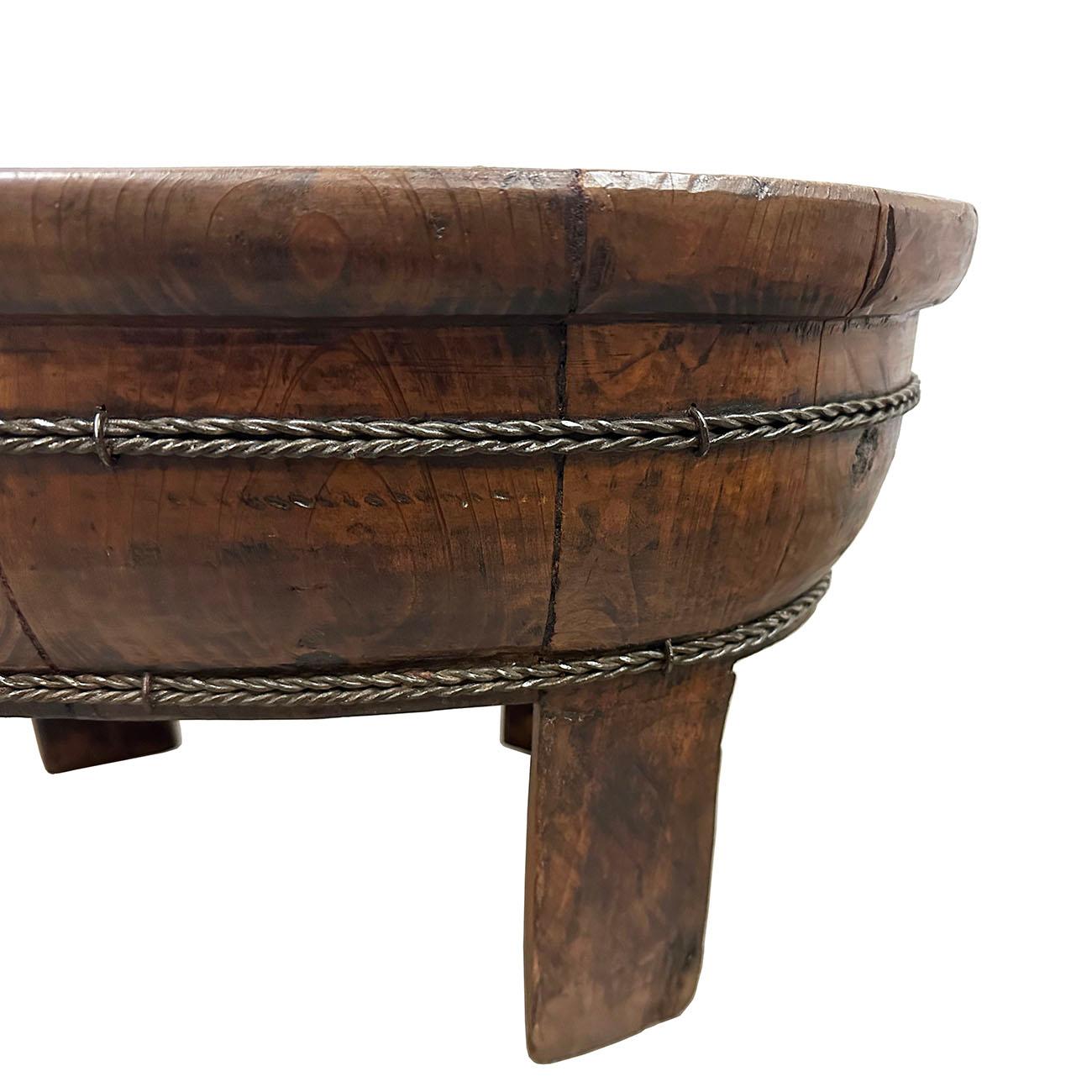Hand-Carved Early 20th Century Chinese Hand Made Wooden Wash/Laundry Basin