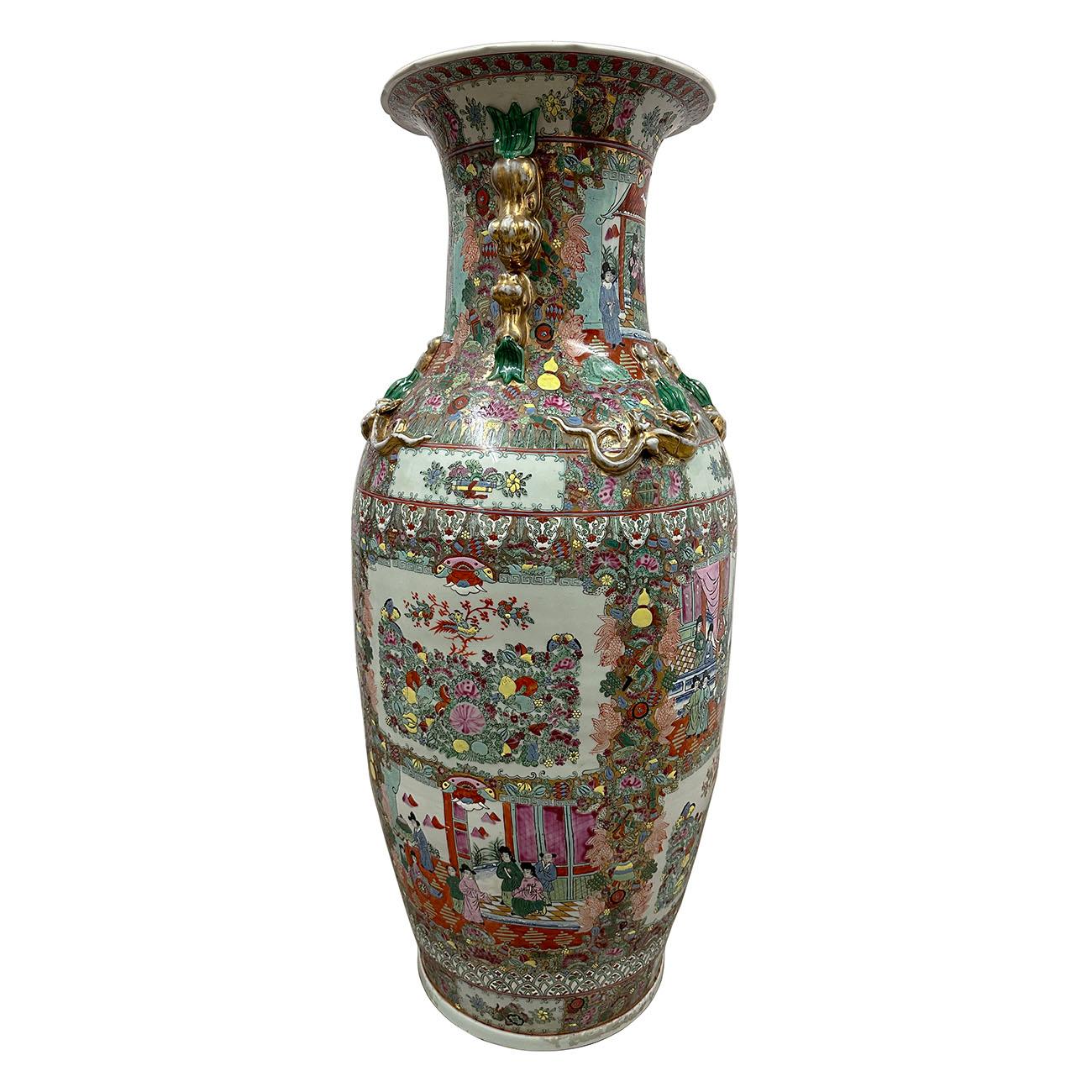 Early 20th Century Chinese Hand Painted Rose Medallion Temple Vase For Sale 6