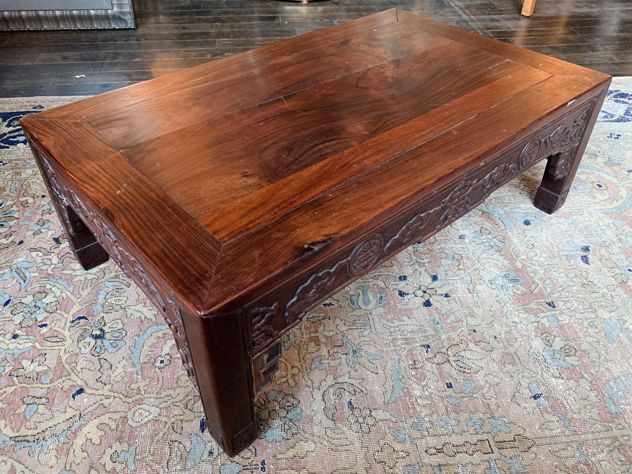 Early 20th Century Chinese Hongmu Low Table In Fair Condition In New York, NY