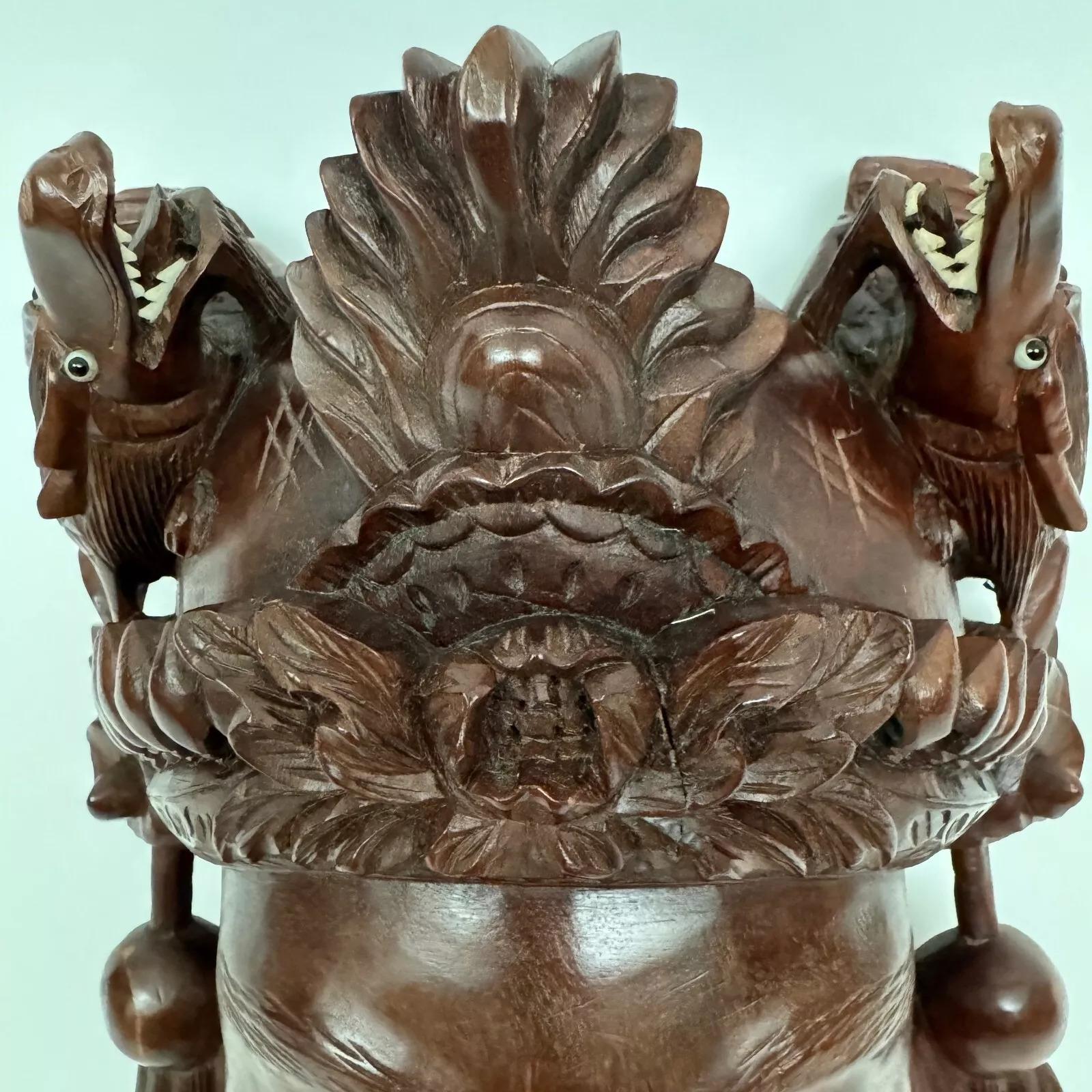 20th Century Early 20th century Chinese ironwood mask representing a wise man For Sale