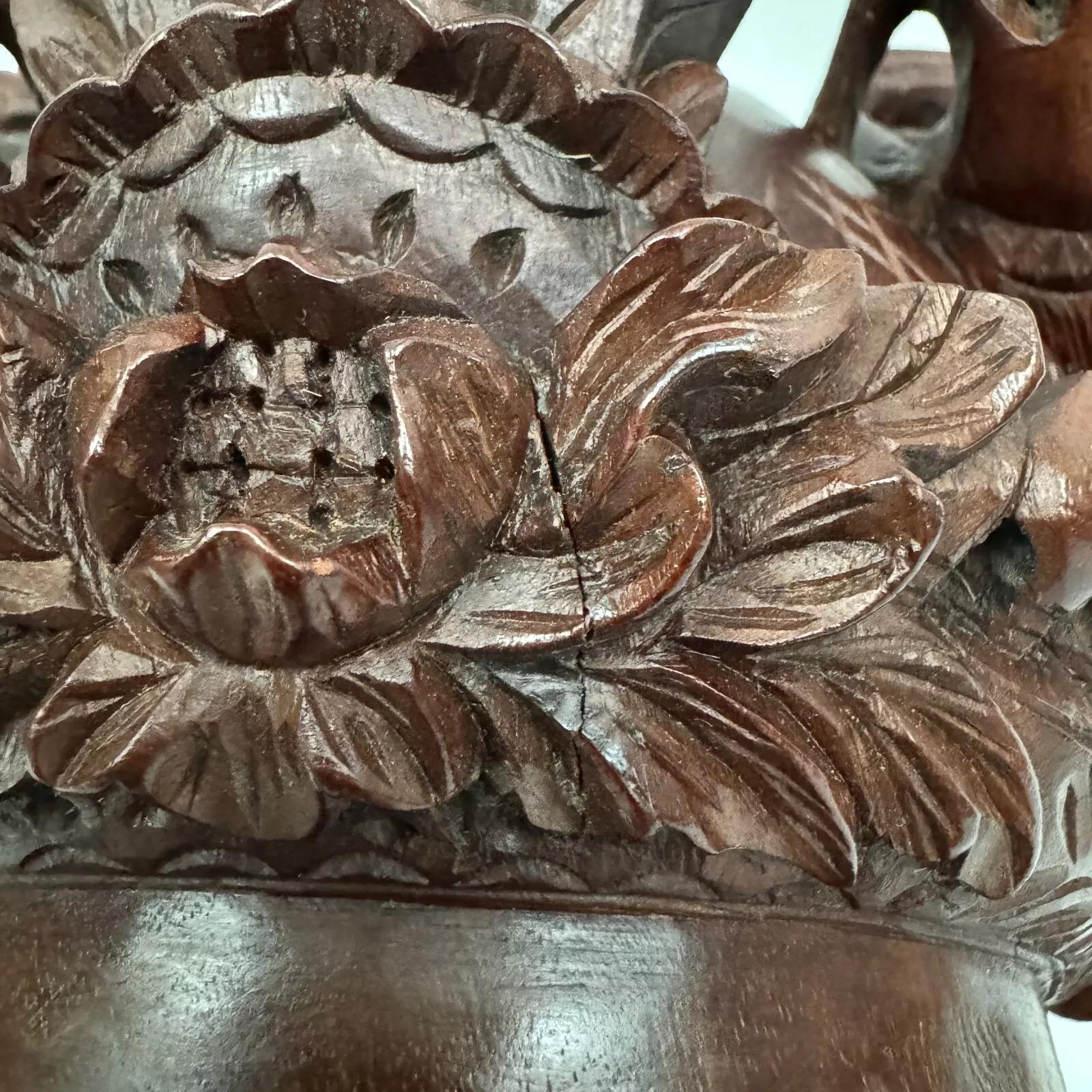 Early 20th century Chinese ironwood mask representing a wise man For Sale 1