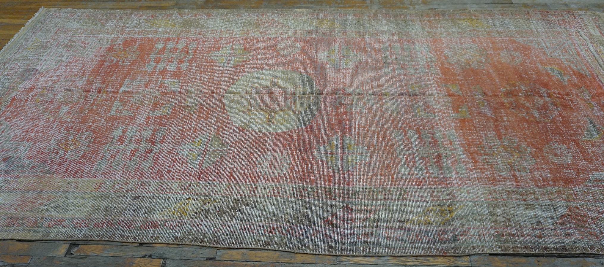 Early 20th Century Chinese Khotan Carpet For Sale 5