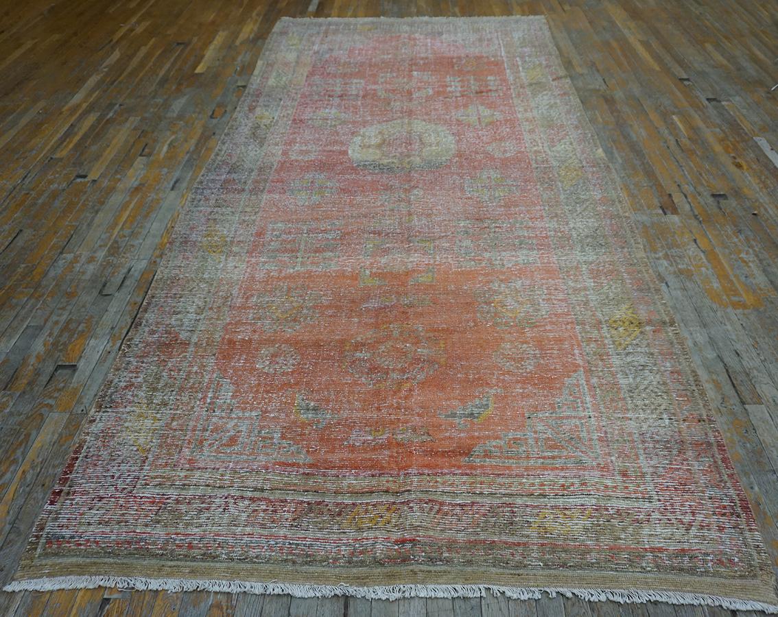 Early 20th Century Chinese Khotan Carpet For Sale 6