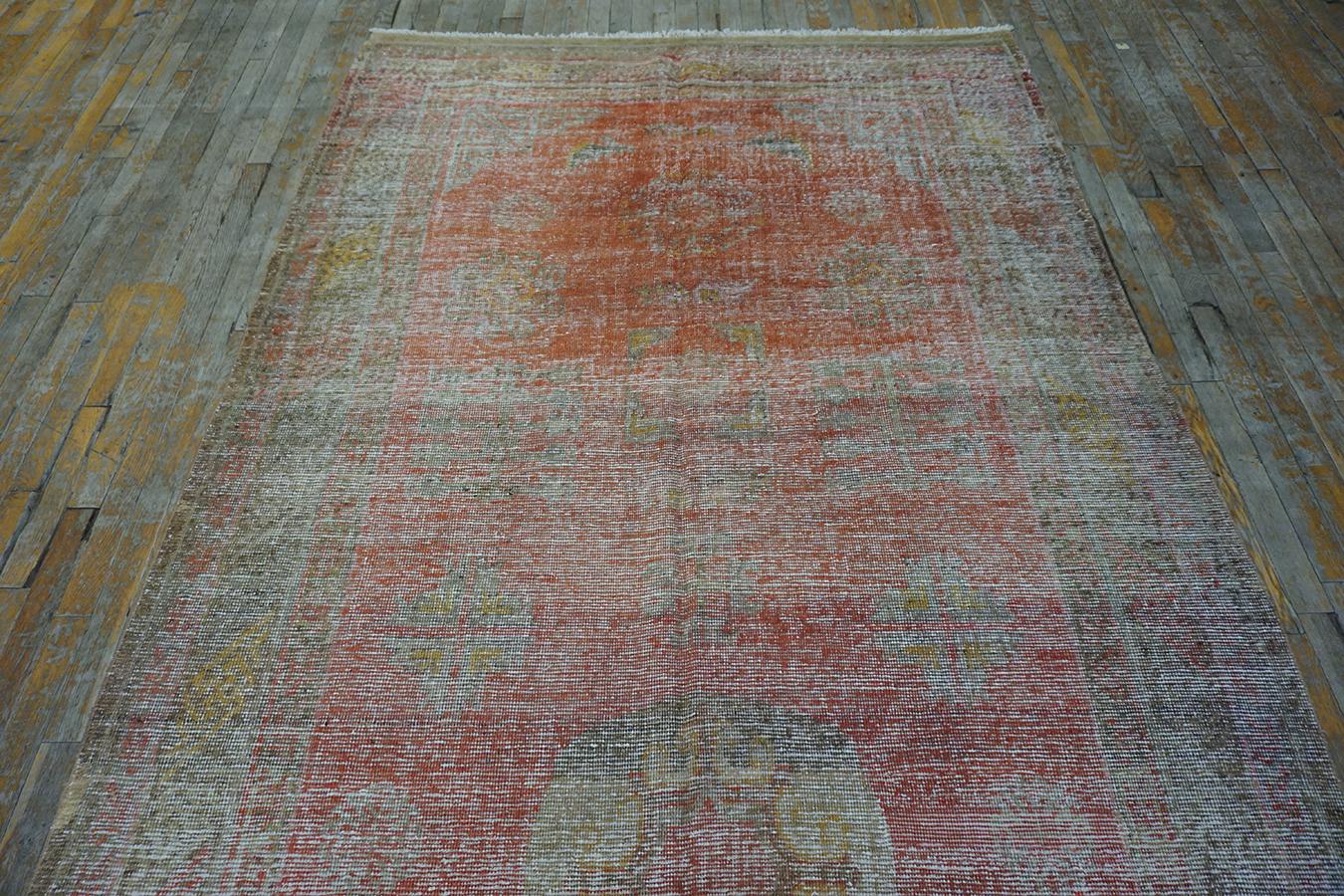 Early 20th Century Chinese Khotan Carpet For Sale 2