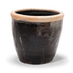 Early 20th Century Chinese Low Vinegar Pot