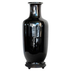 Early 20th Century Chinese Mirror Black Vase, Kang Hsi style, Republic Period