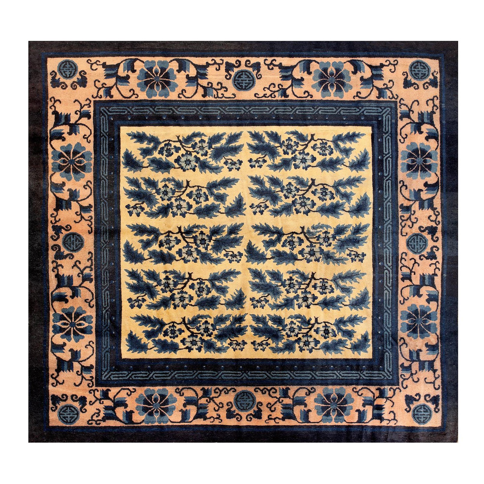 Tappeto mongolo cinese dei primi del Novecento ( 7'1'' x 7'7'' - 216 x 232 )