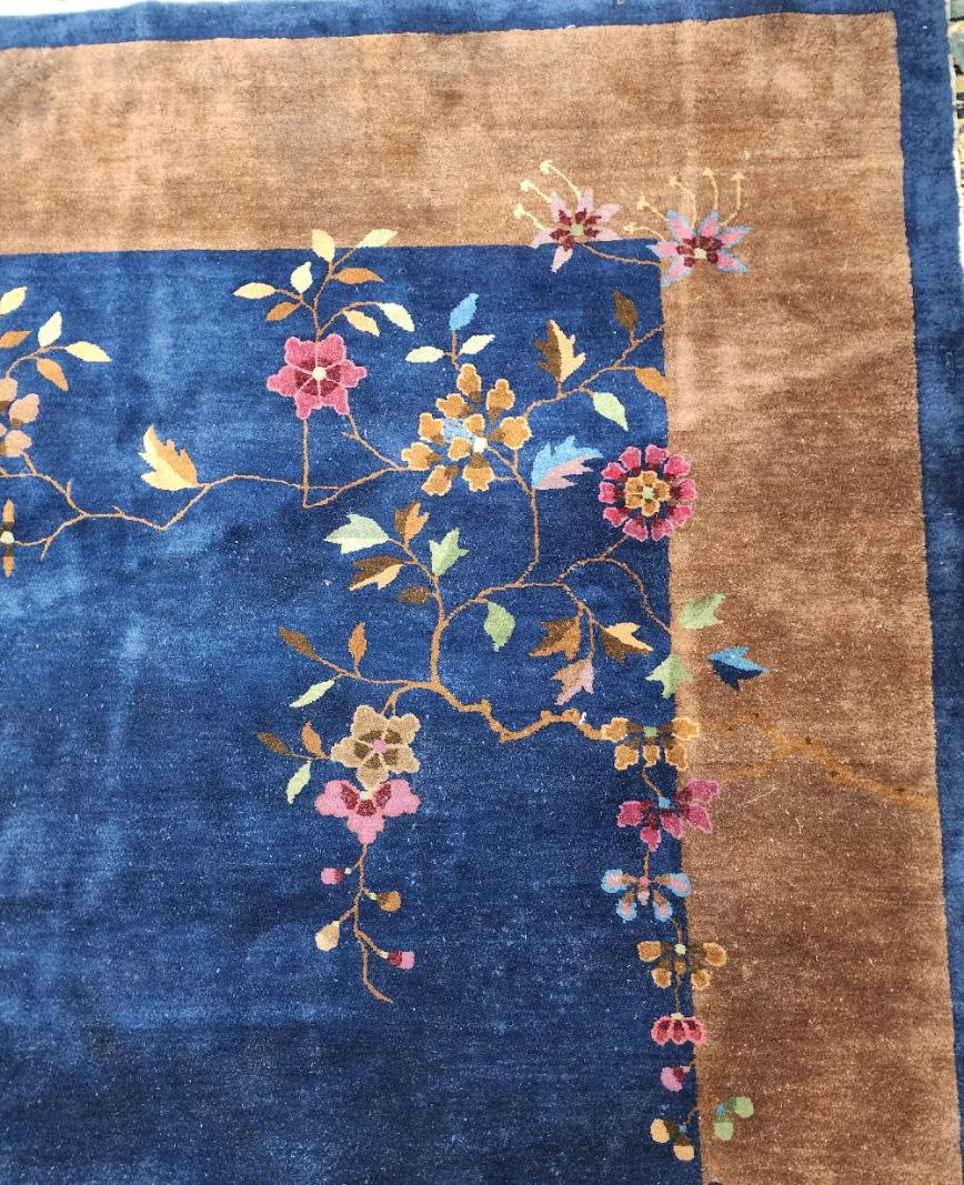 One of a kind !
Art deco Chinese Nichols rug  Made in the early 1920s from high quality Chinese wool found along the ancient 