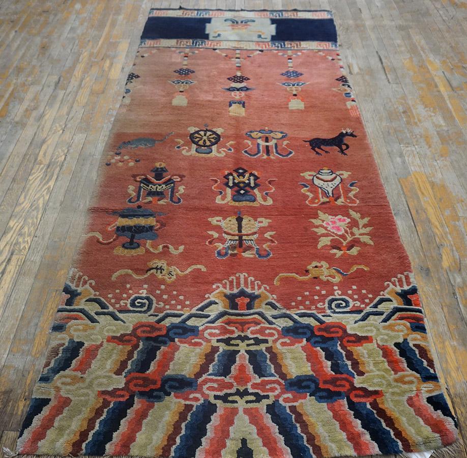 Cinese Tappeto a colonna cinese Ningxia dei primi del Novecento ( 3'7'' x 8'10'' - 109 x 269 ) in vendita