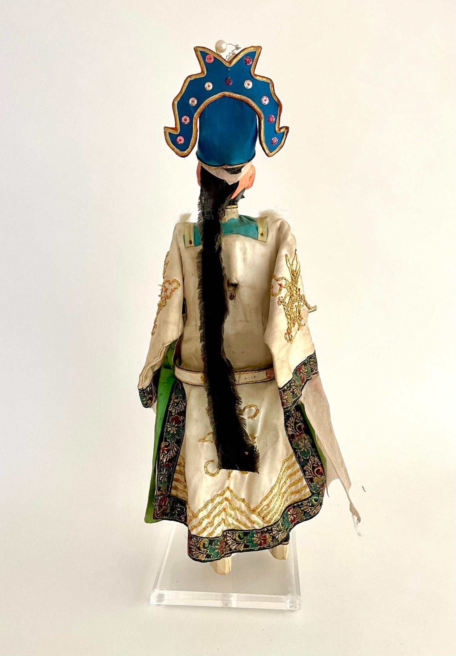 Chinesische Opern Marionette Puppetpuppe aus dem frühen 20. Jahrhundert im Zustand „Gut“ im Angebot in Atlanta, GA