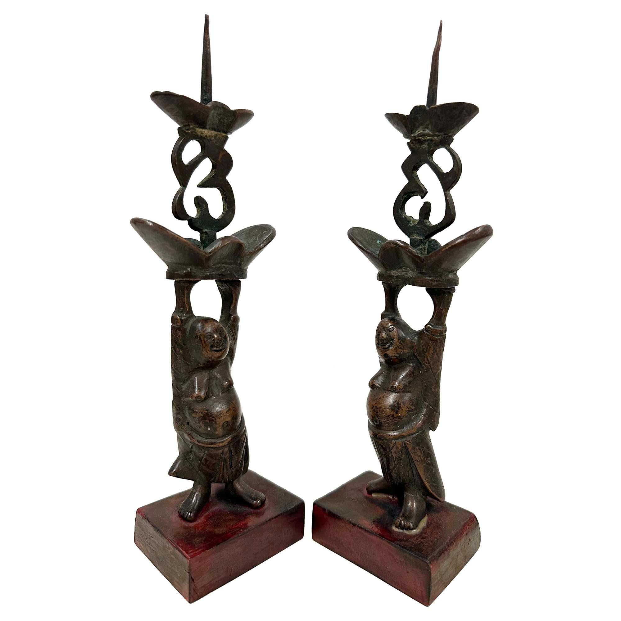 XX secolo Early 20th Century Chinese Pair of Bronze Happy Buddha Candle Holders in vendita